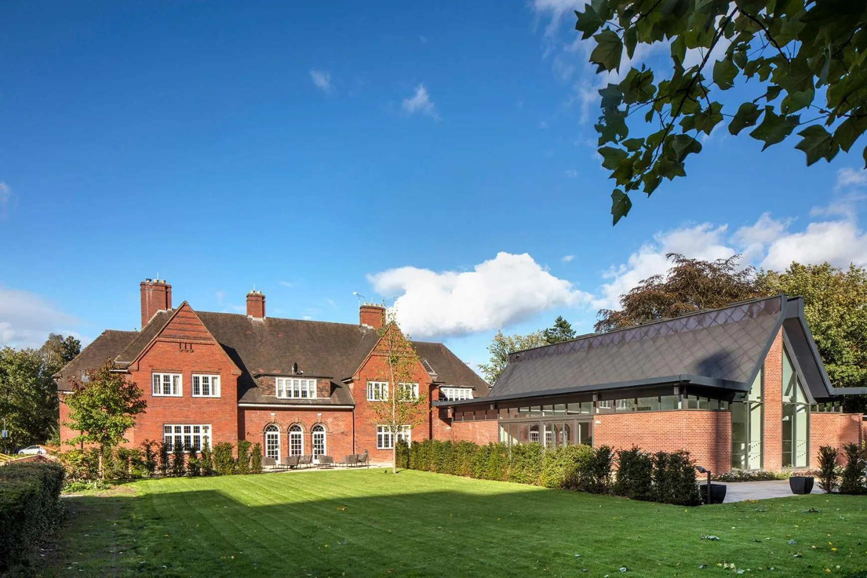 Property building in Edgbaston Park Hotel Birmingham