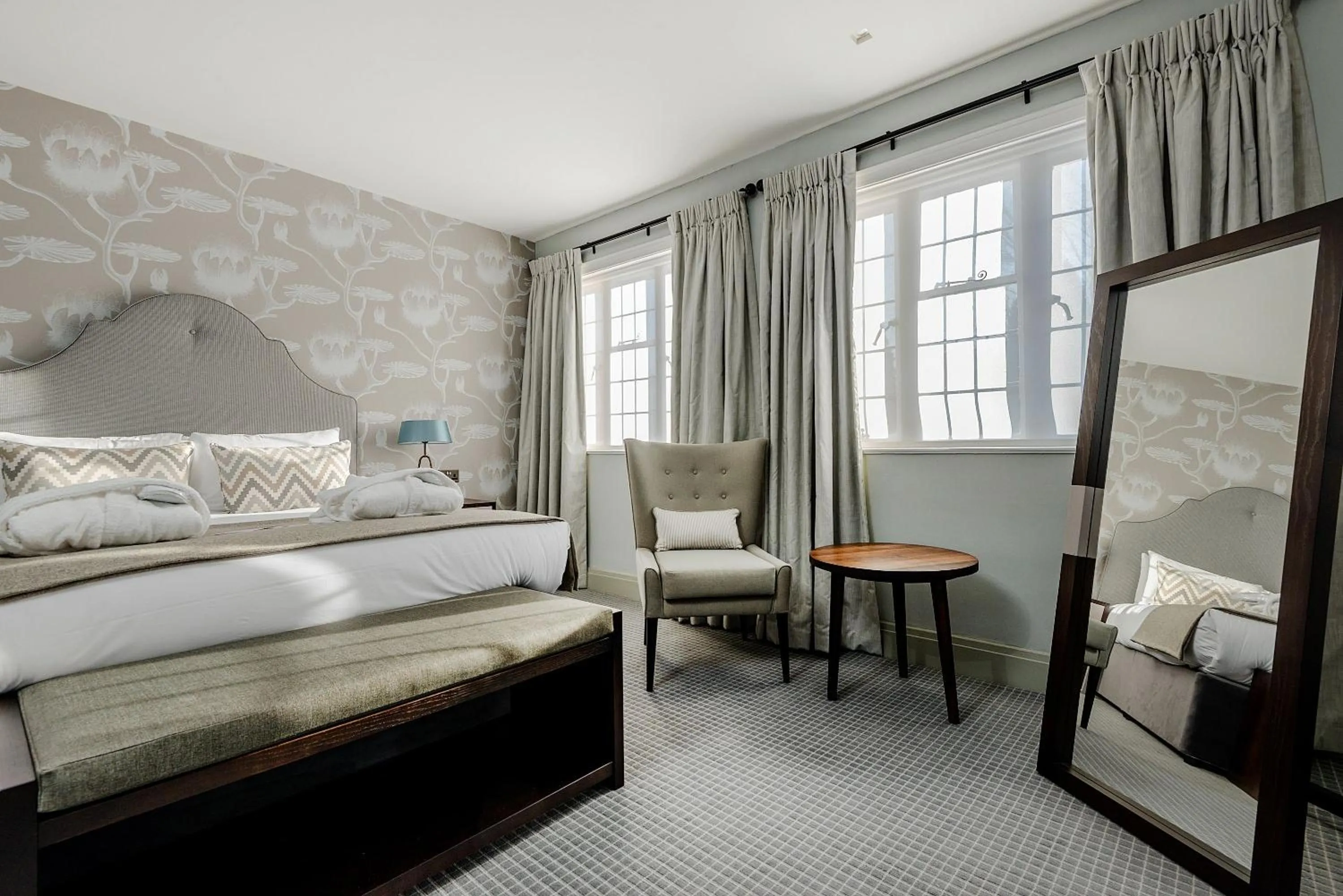 Bedroom, Bed in Edgbaston Park Hotel Birmingham