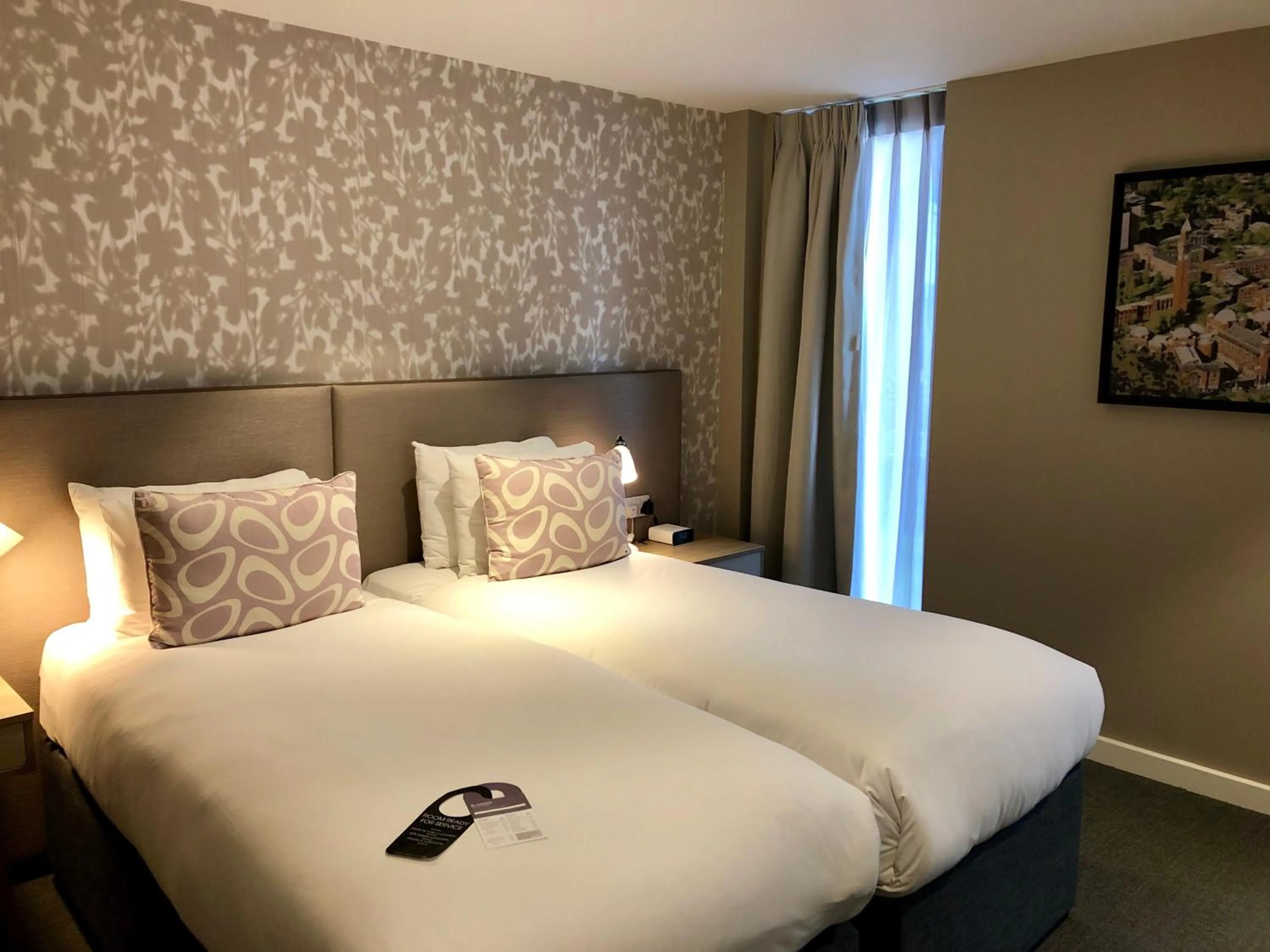 Bedroom, Bed in Edgbaston Park Hotel Birmingham
