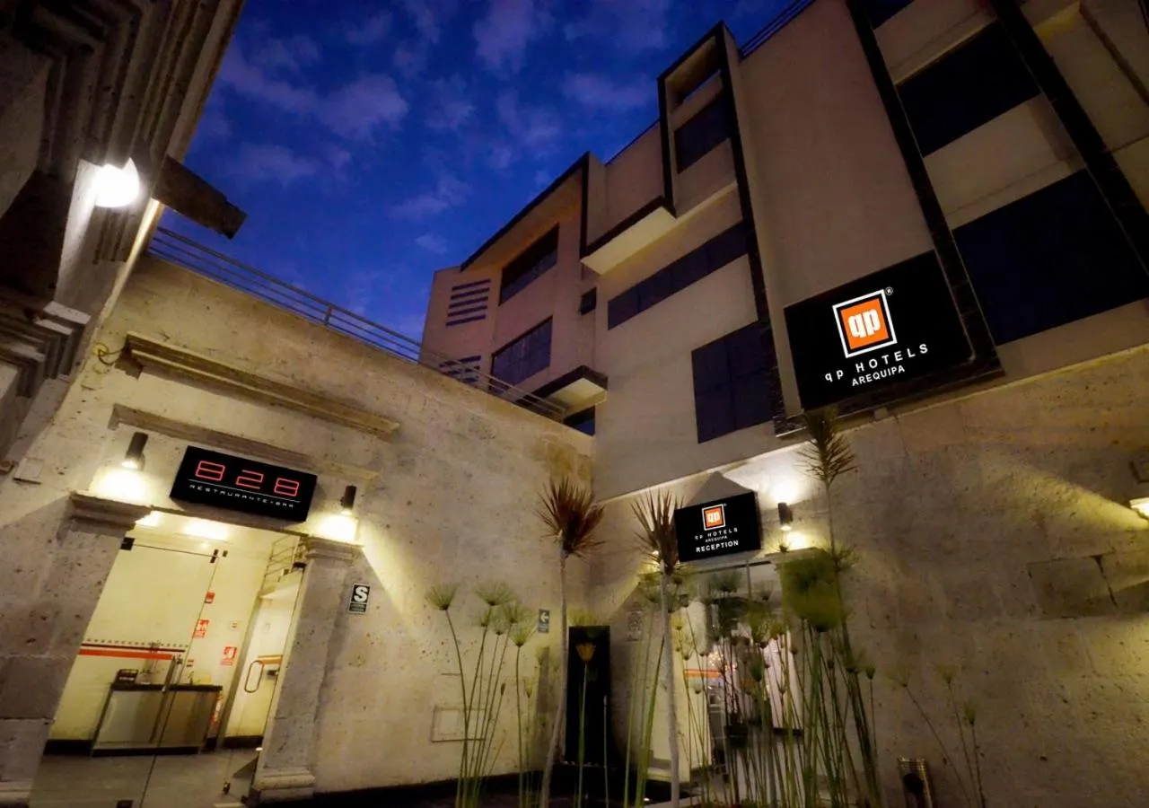 Facade/entrance in qp Hotels Arequipa