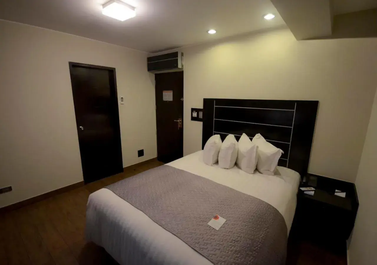 Bedroom, Bed in qp Hotels Arequipa Bedroom, Bed in qp Hotels Arequipa