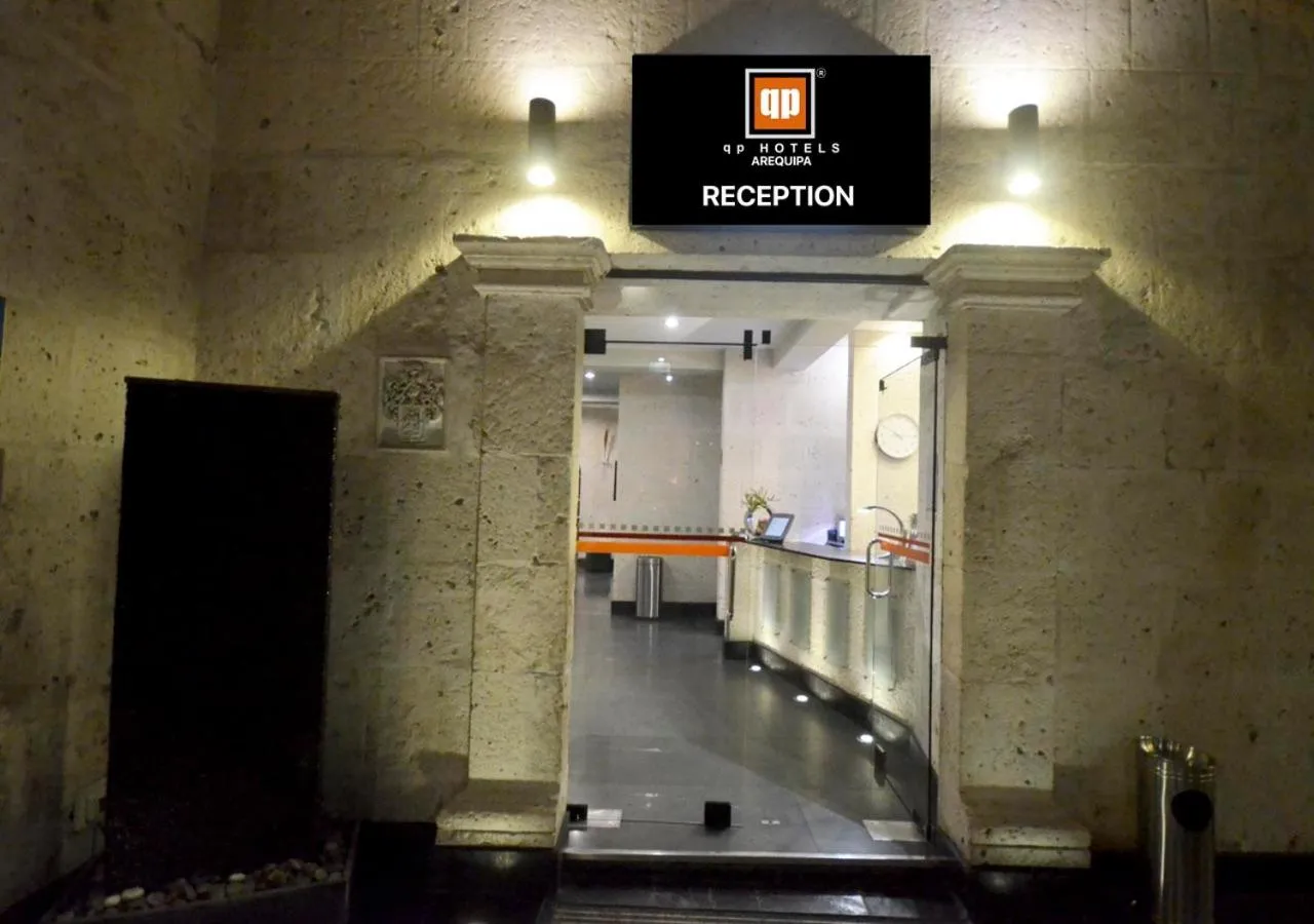 Lobby or reception in qp Hotels Arequipa