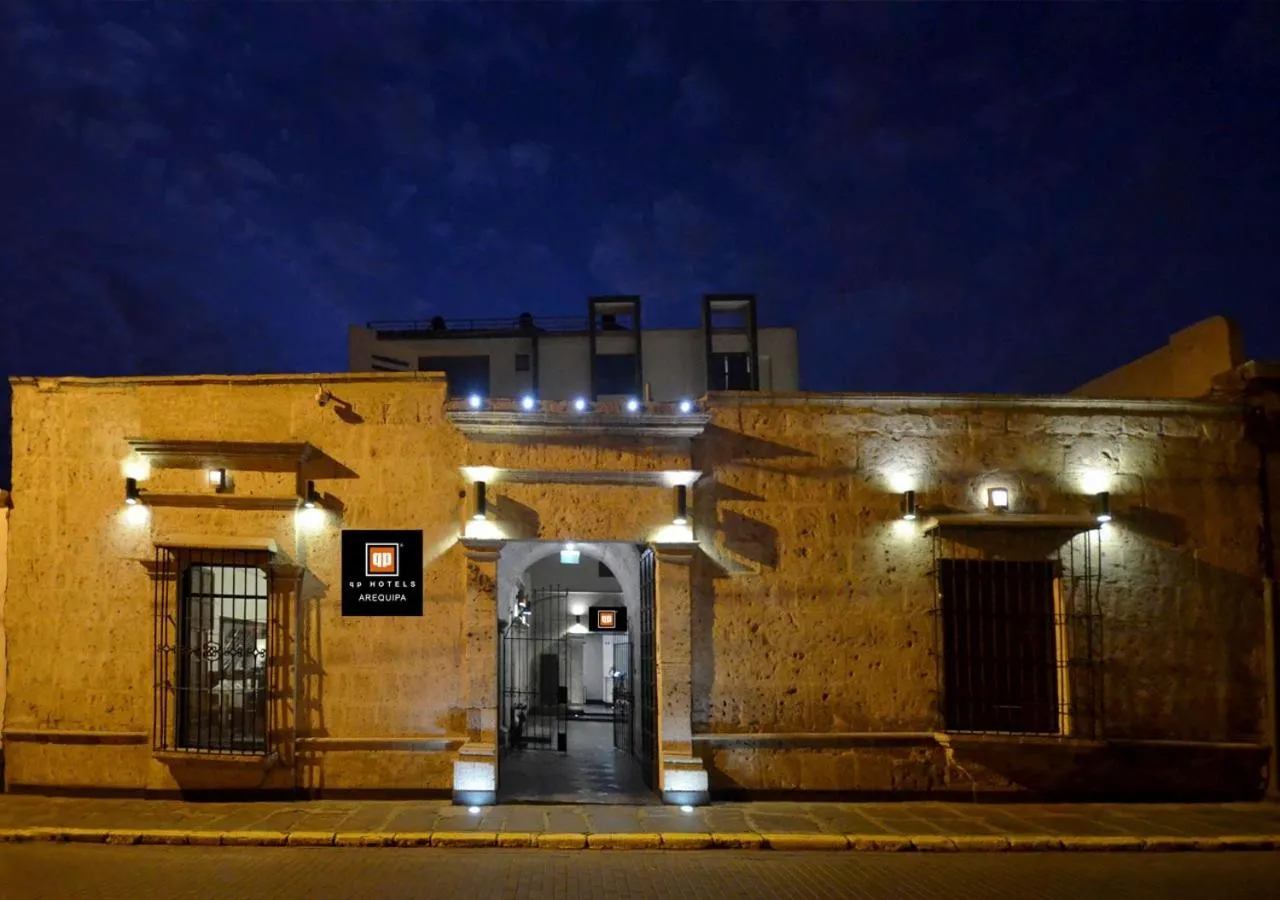 Facade/entrance in qp Hotels Arequipa