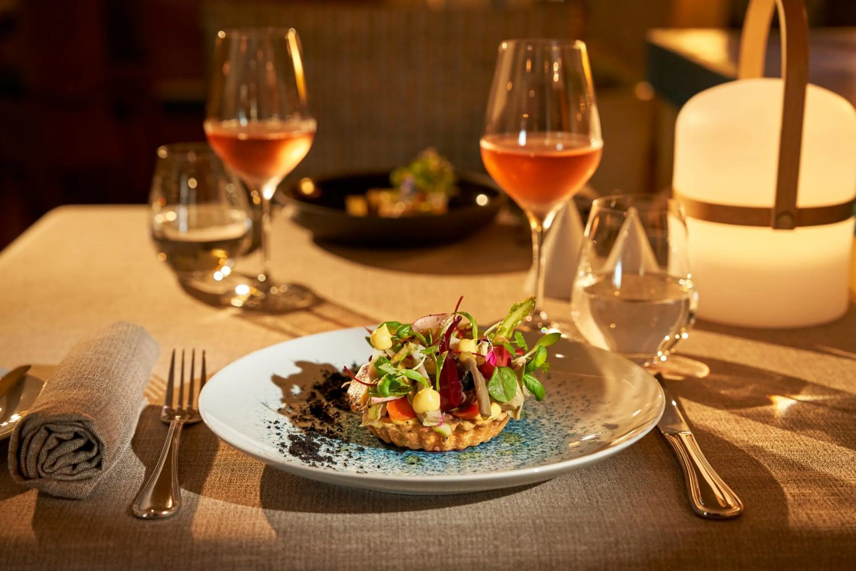 Food and drinks in Suite Hotel Eden Mar - PortoBay