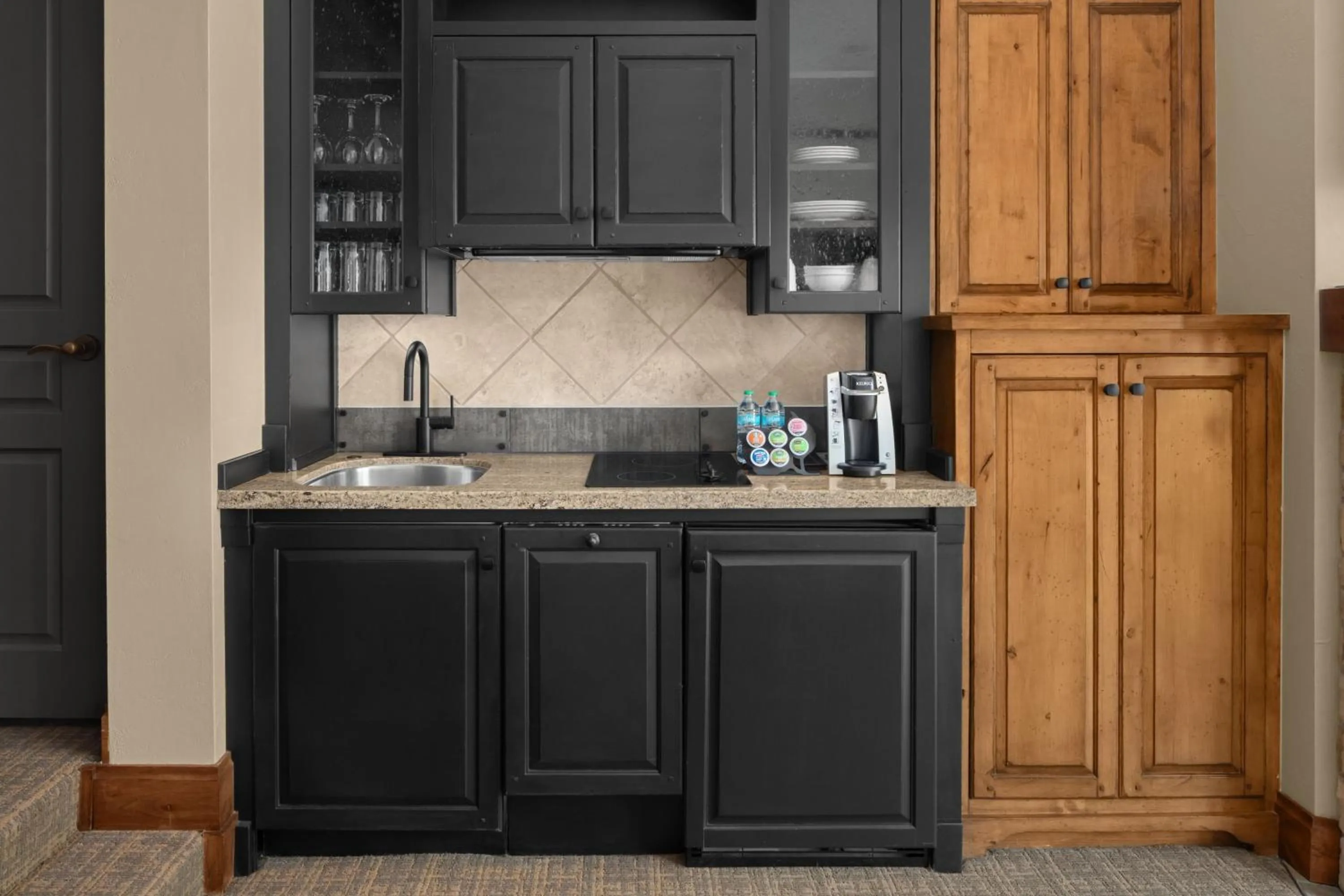 Kitchen or kitchenette in Hotel Park City, Autograph Collection