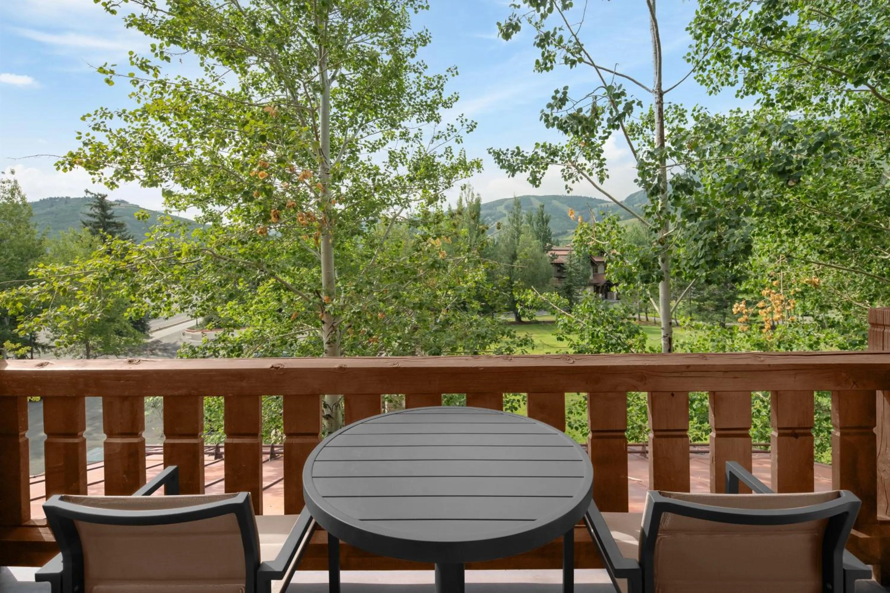 Photo of the whole room in Hotel Park City, Autograph Collection