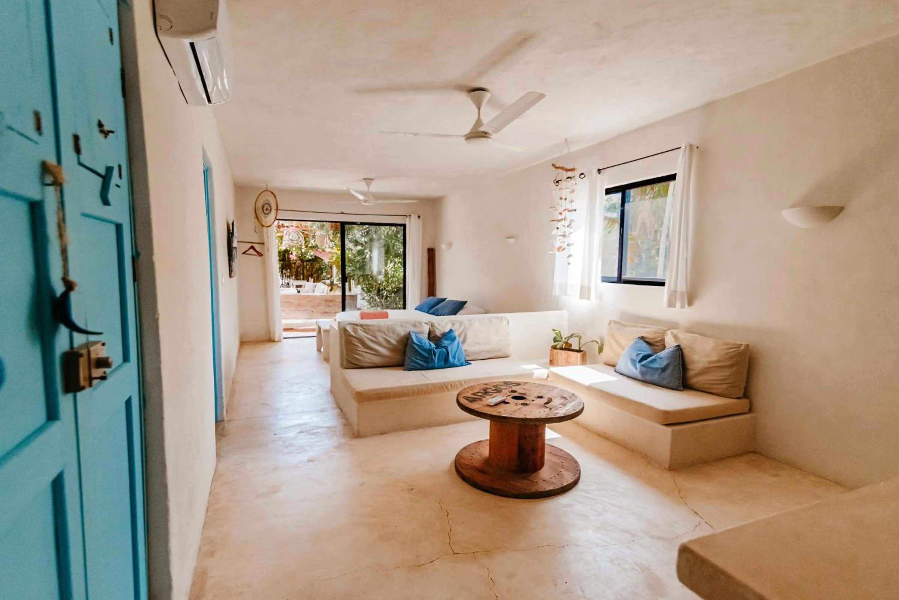 Living room in LunArena Barefoot Comfort