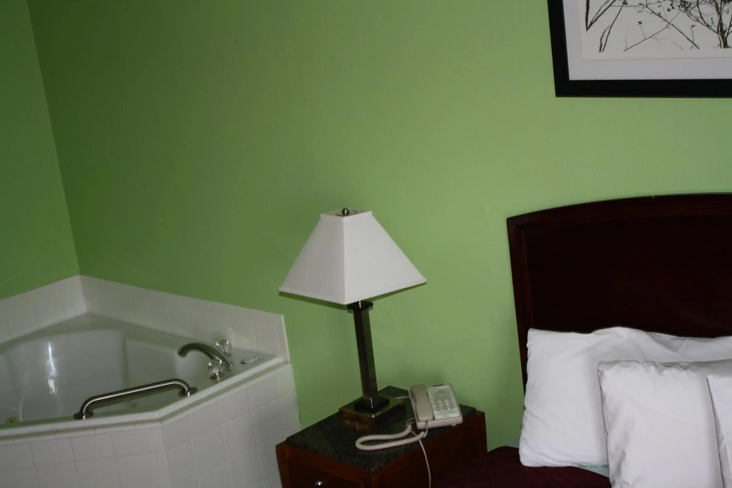 Photo of the whole room, Bed in Executive Inn and Suites Wichita Falls Photo of the whole room, Bed in Executive Inn and Suites Wichita Falls