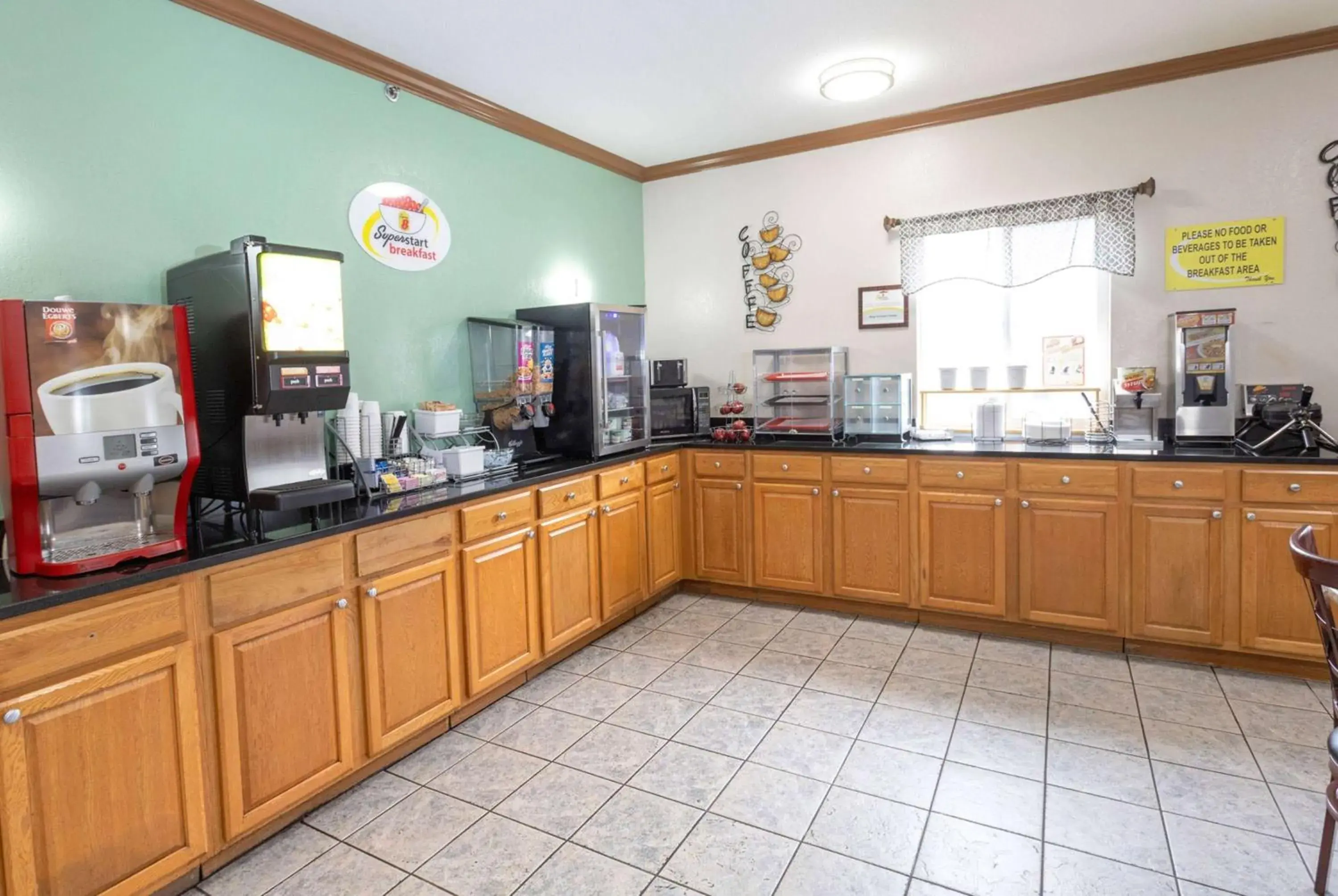 Property building in Super 8 by Wyndham Big Rapids Property building in Super 8 by Wyndham Big Rapids