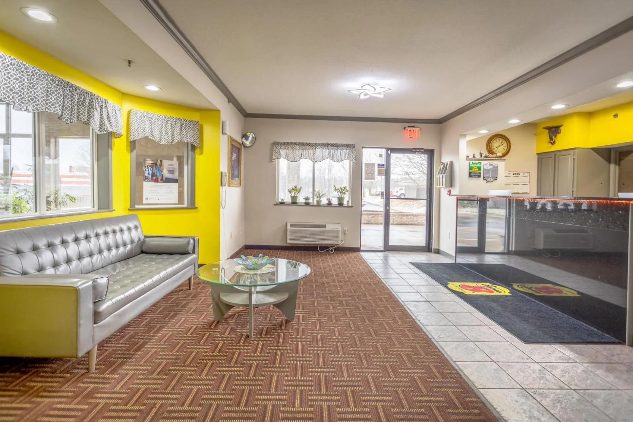 Lobby or reception in Super 8 by Wyndham Big Rapids