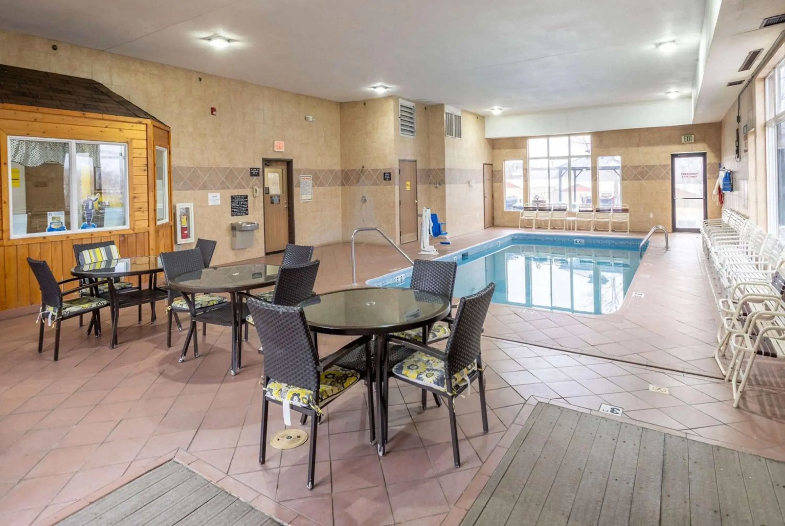 Pool view in Super 8 by Wyndham Big Rapids Pool view in Super 8 by Wyndham Big Rapids