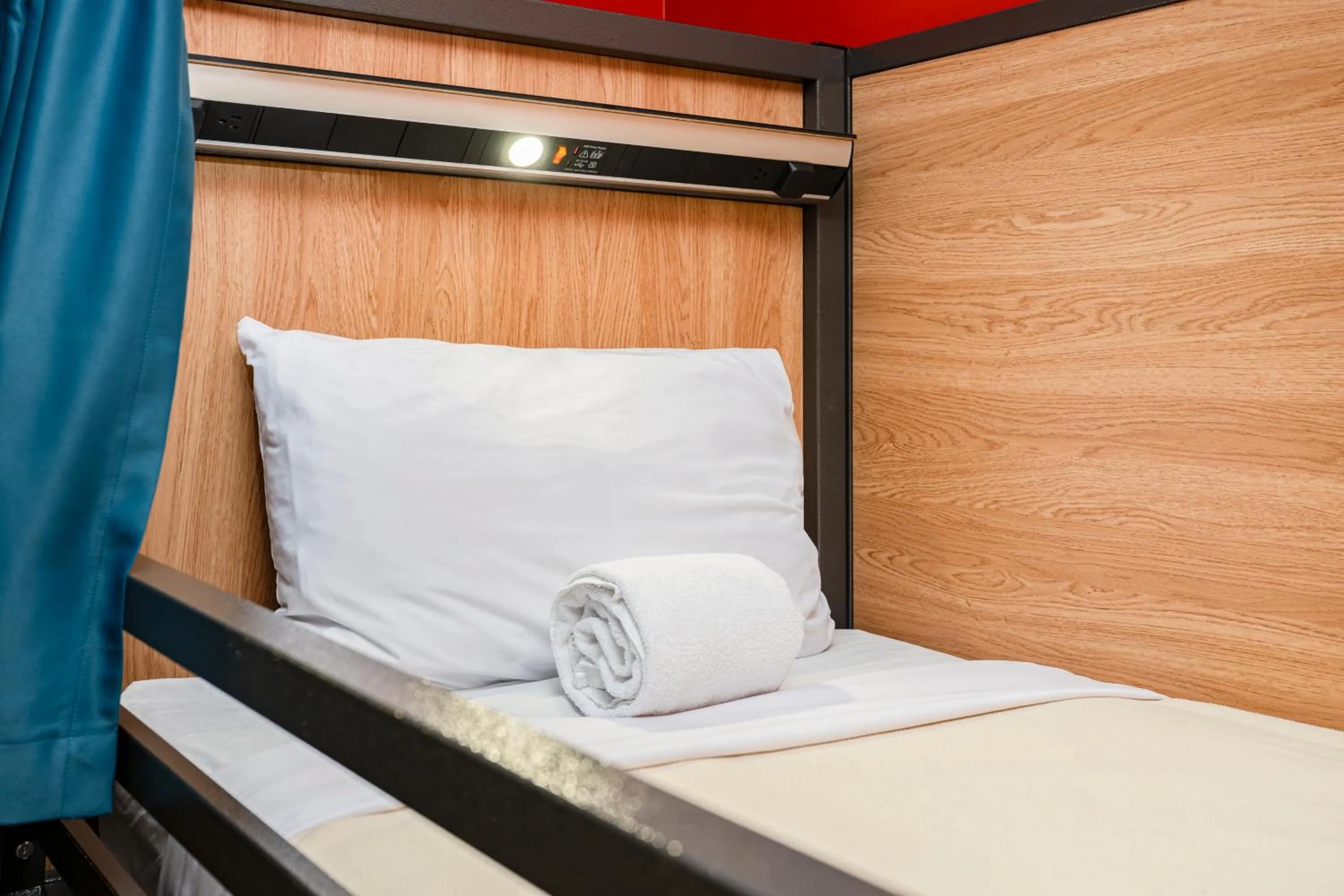 Bed in HI Boston Hostel