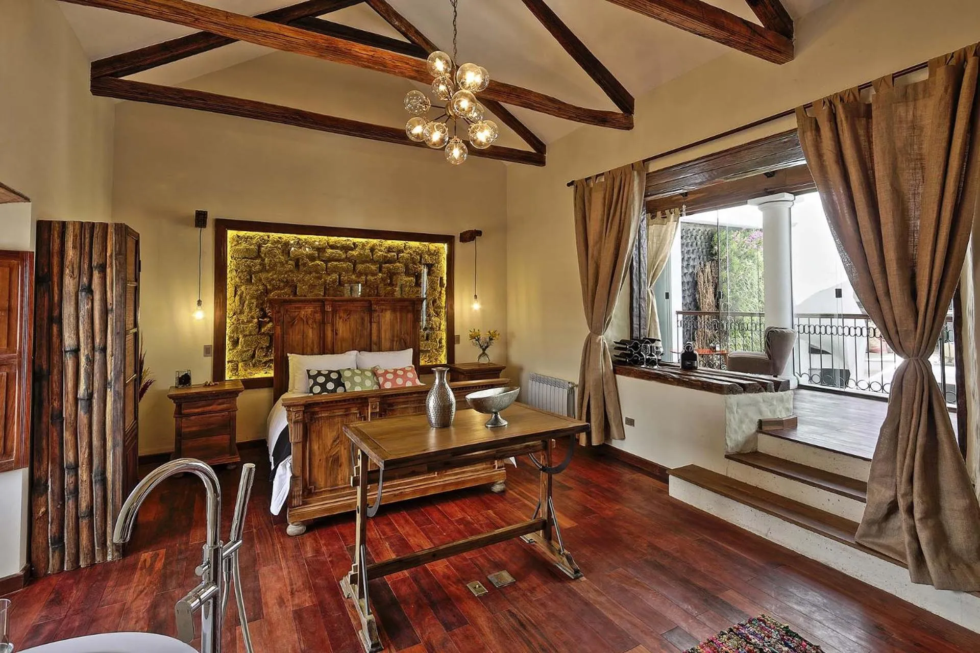 Presidential Suite in On Hotel Boutique