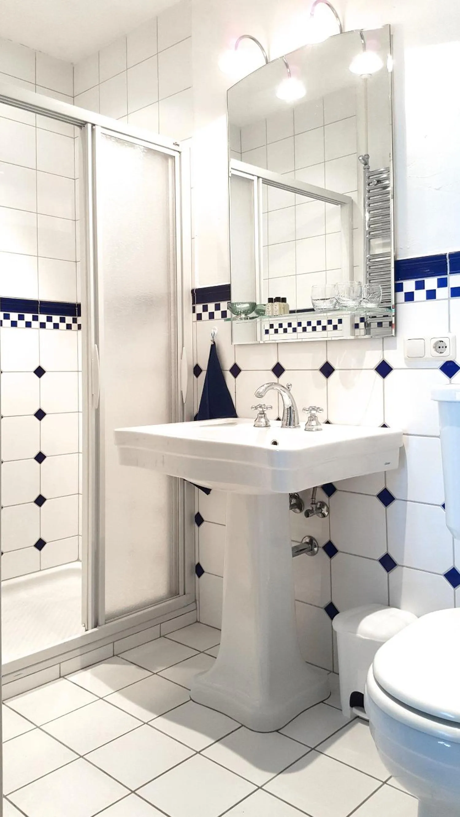 Shower in B&B Buggenum Palace