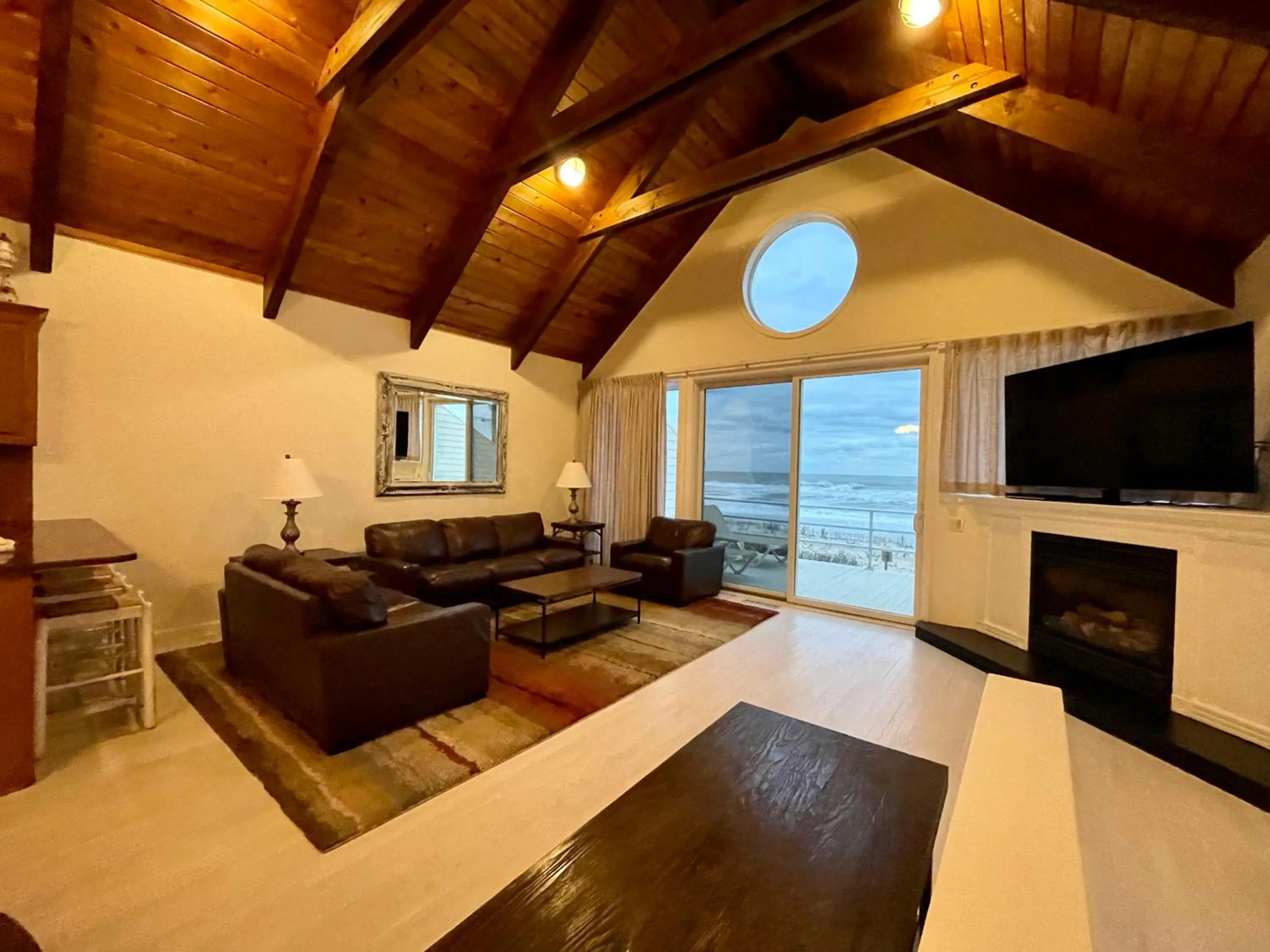 Townhouses & Captain's Quarters