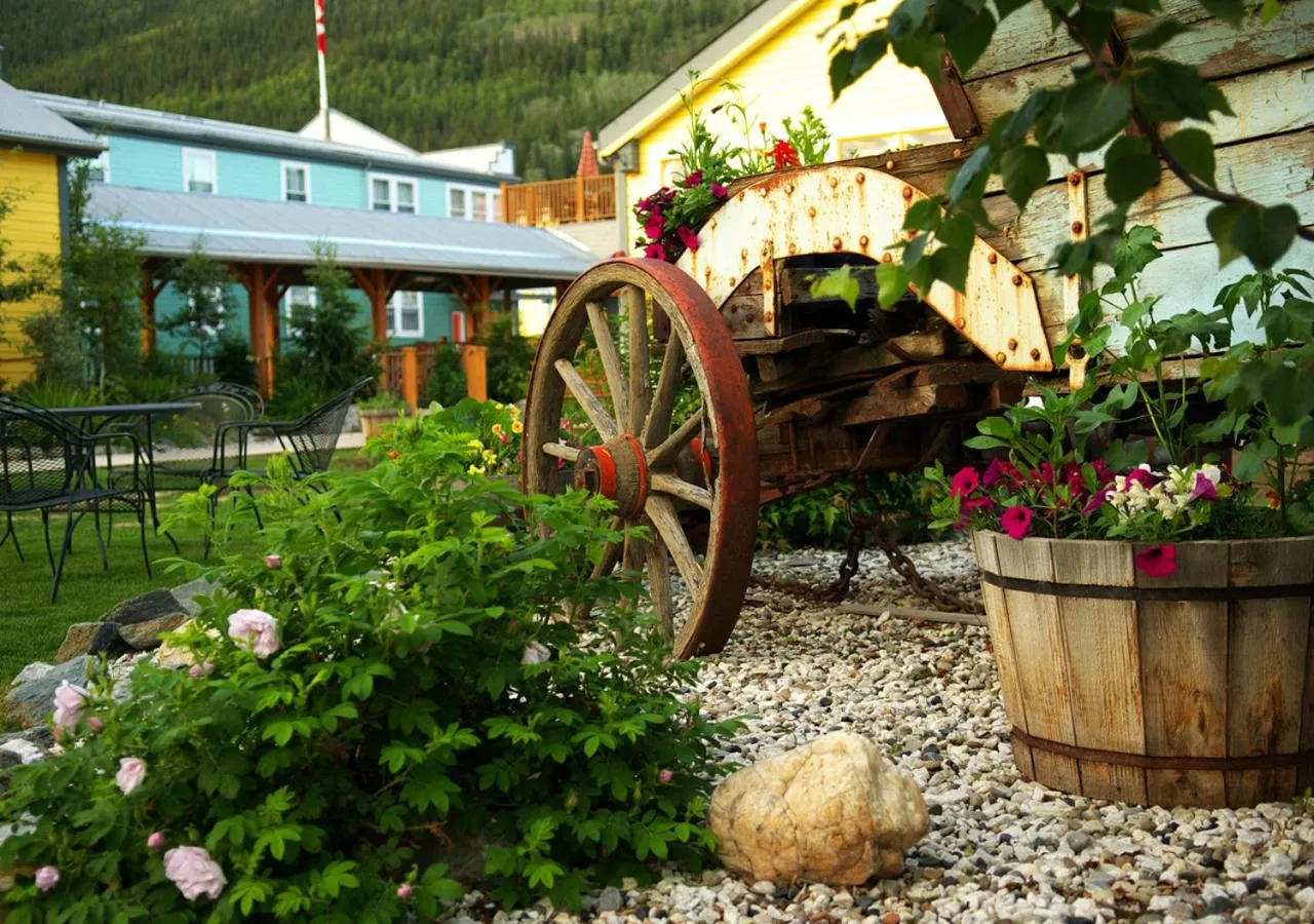 Holland America Dawson City Inn