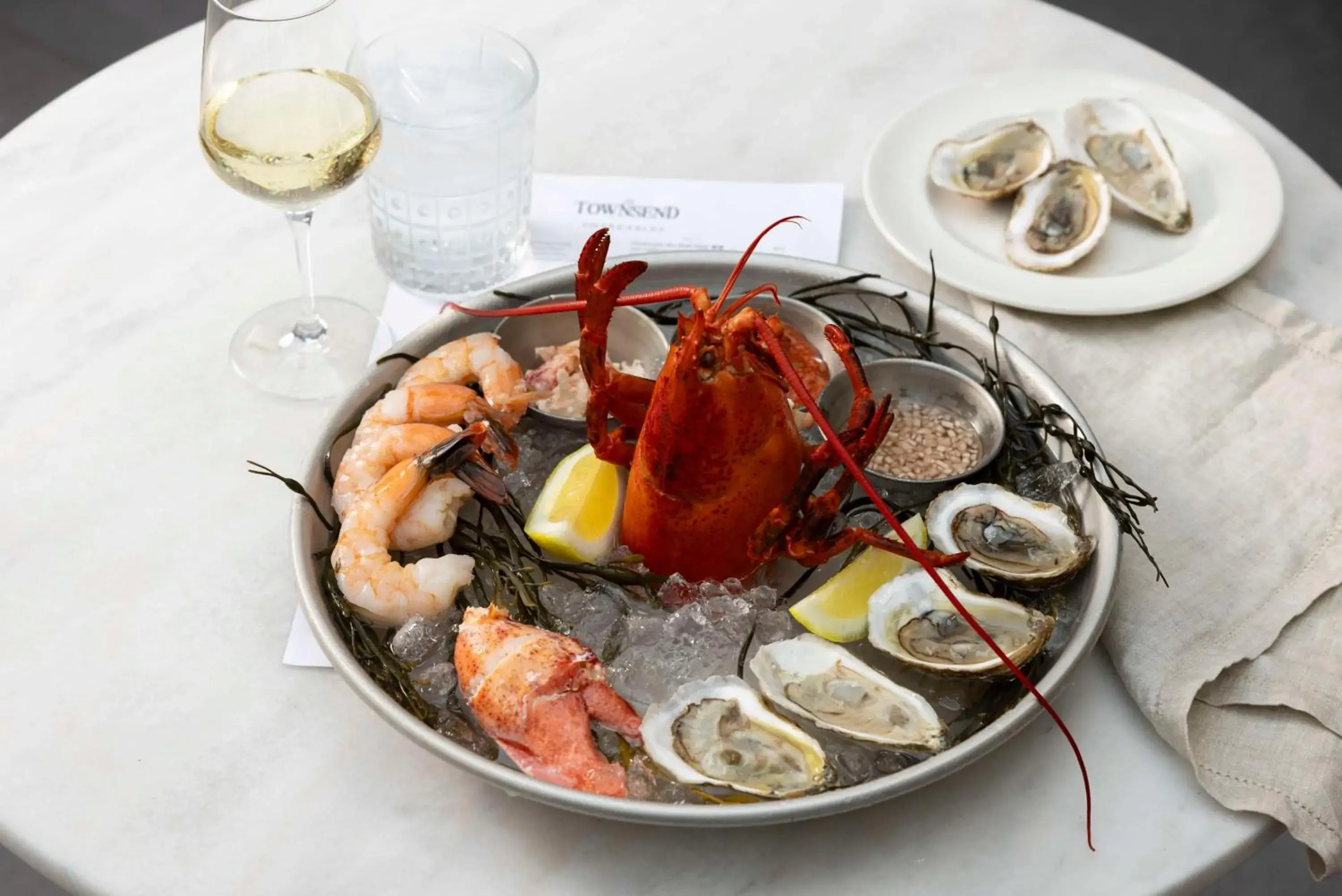 Restaurant/places to eat in Hyatt Regency Greenwich Restaurant/places to eat in Hyatt Regency Greenwich