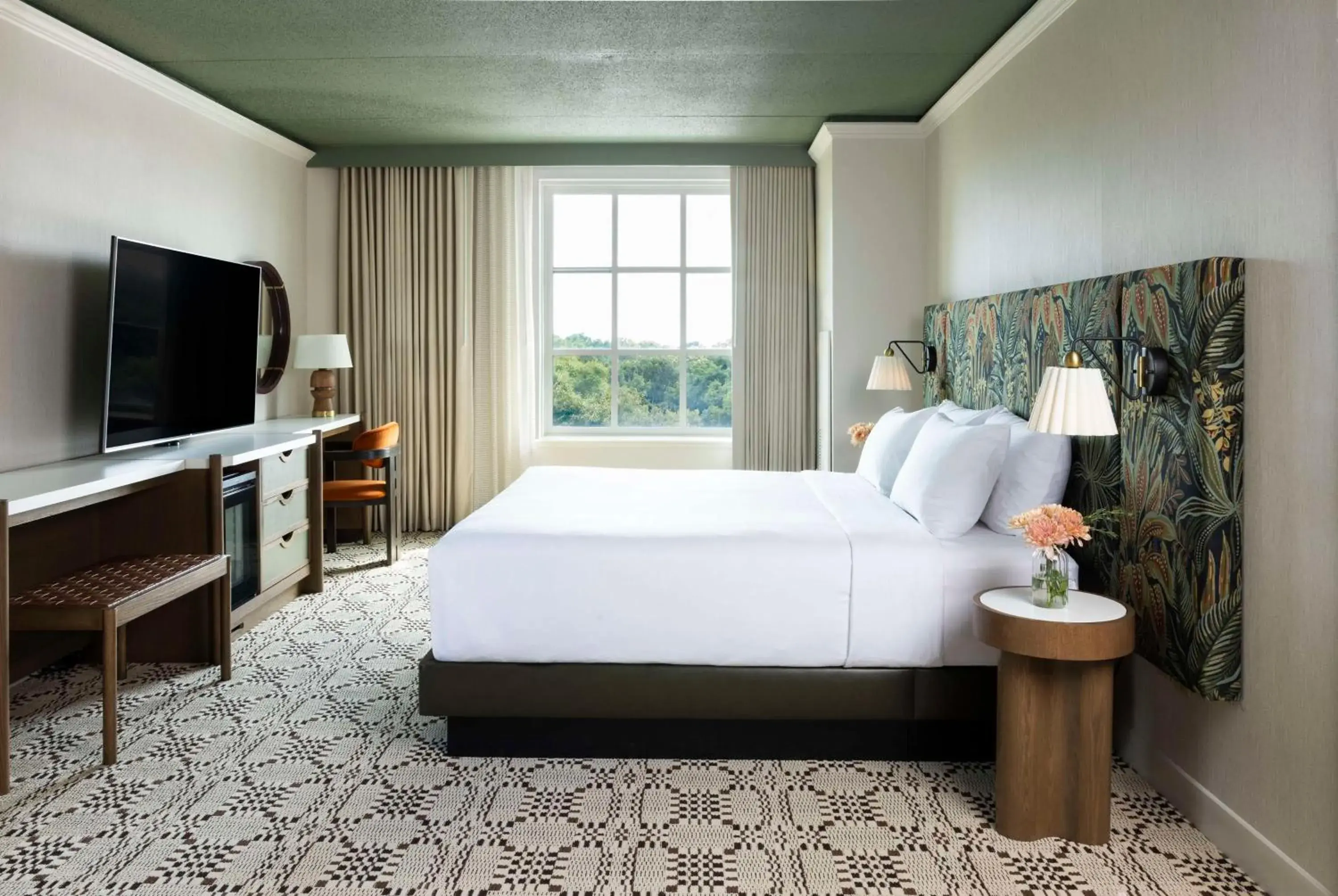 Photo of the whole room, Bed in Hyatt Regency Greenwich Photo of the whole room, Bed in Hyatt Regency Greenwich