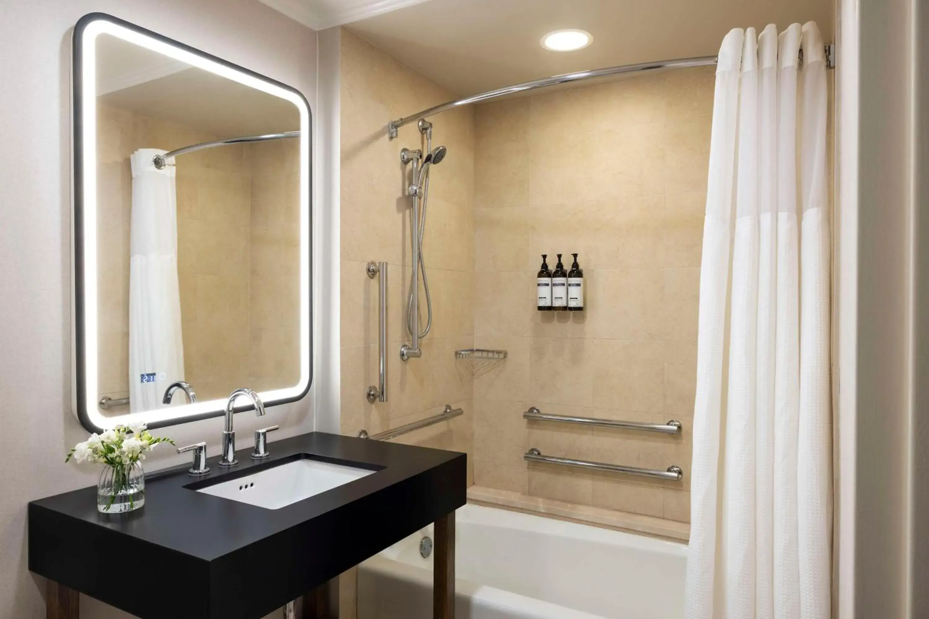 Bathroom in Hyatt Regency Greenwich Bathroom in Hyatt Regency Greenwich