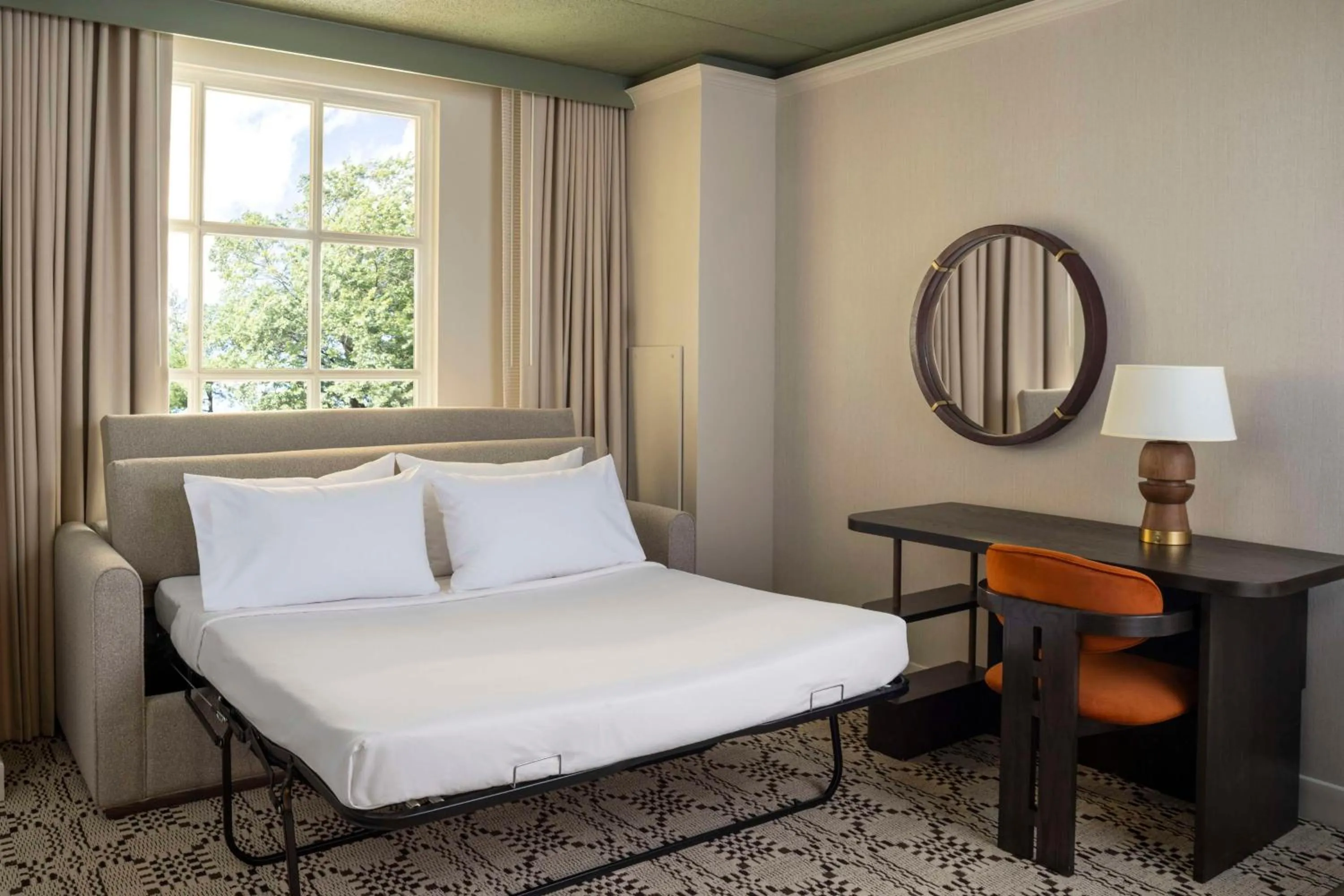 Bedroom, Bed in Hyatt Regency Greenwich