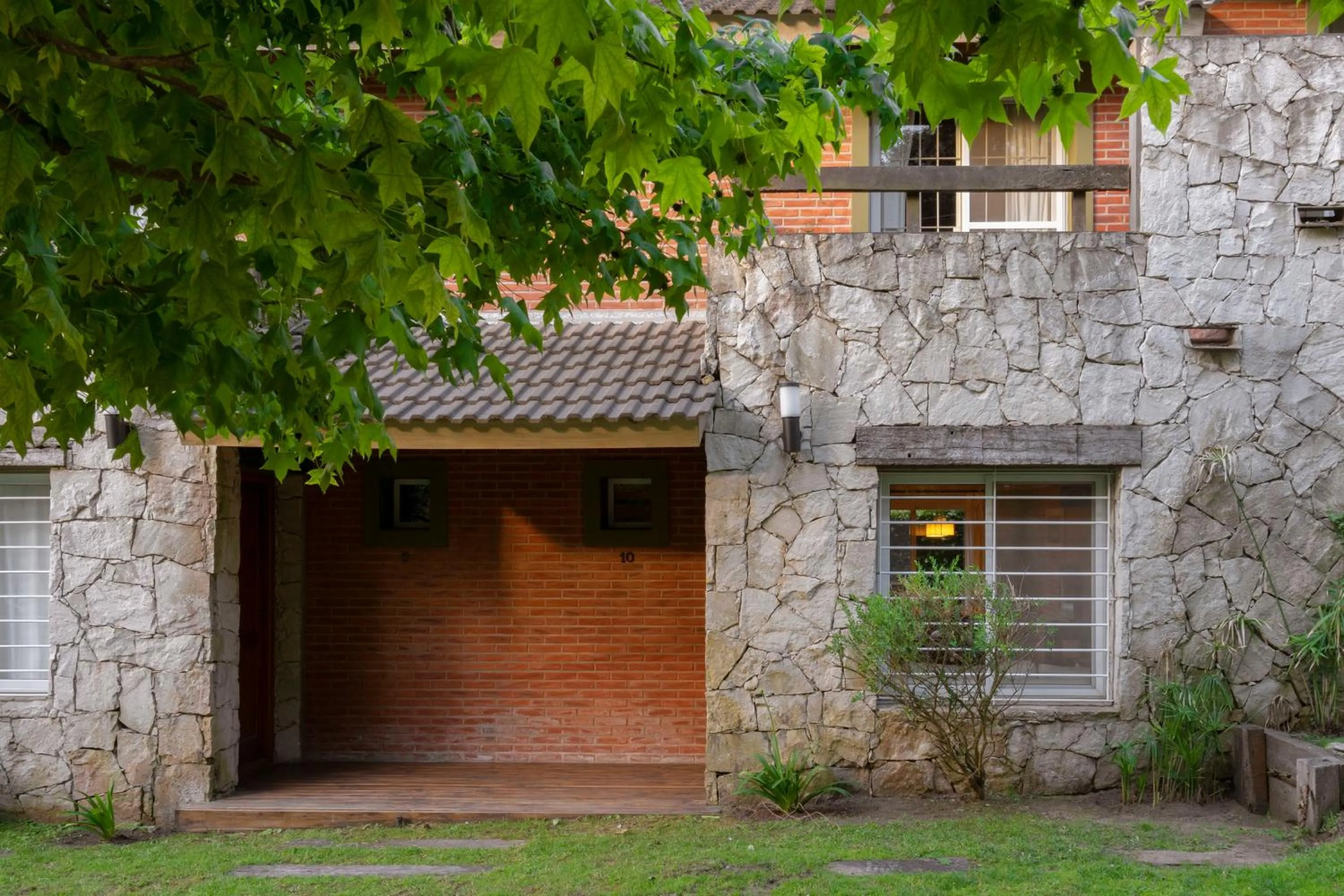Facade/entrance in Valeria House Rental Suites