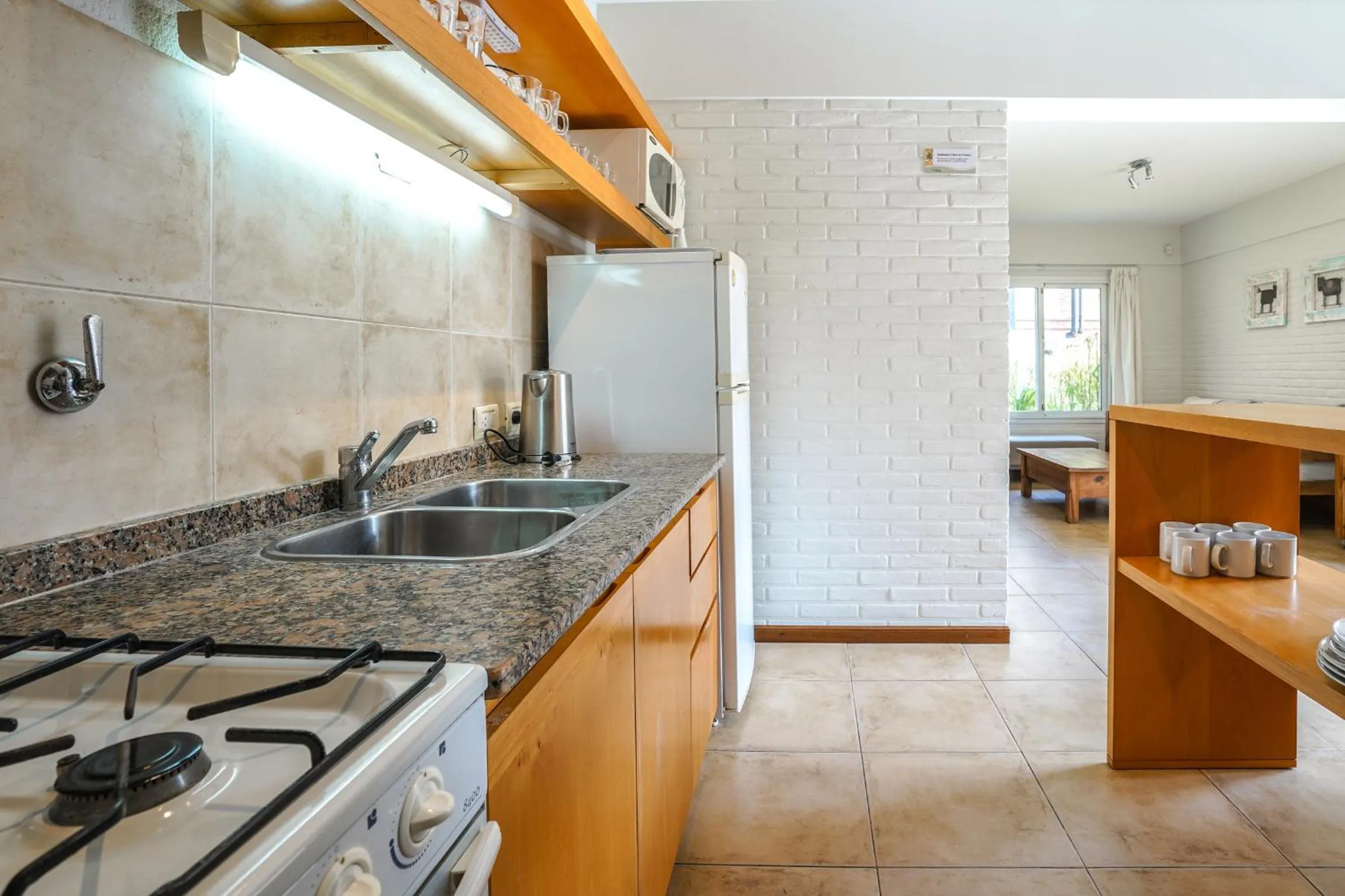 Valeria House Rental Suites