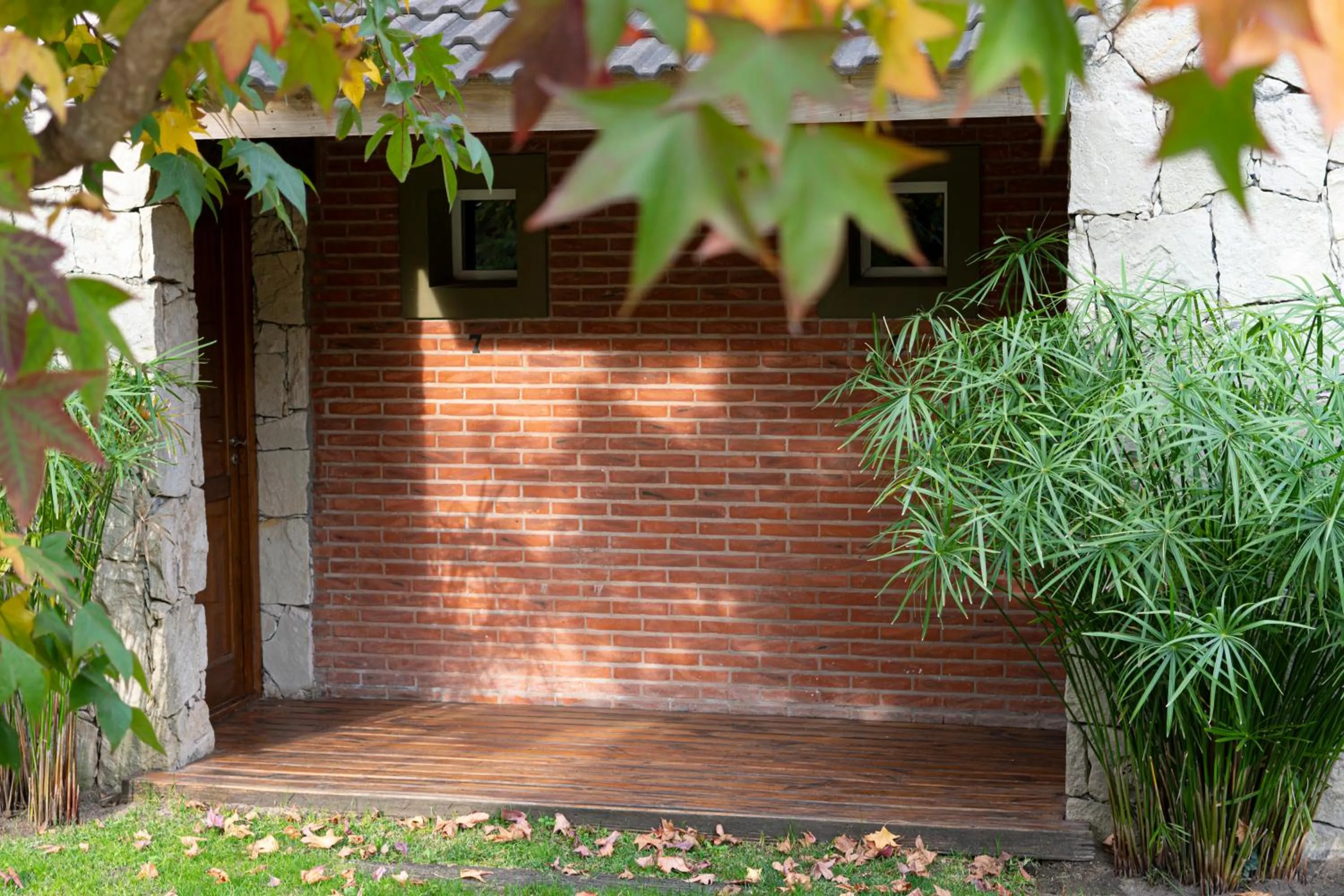 Valeria House Rental Suites