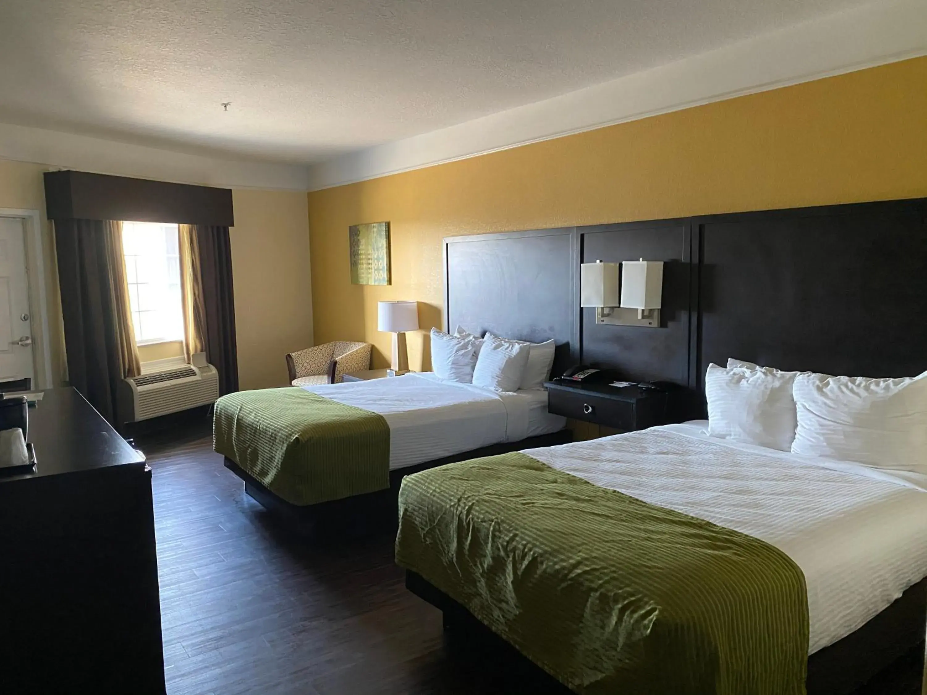 Photo of the whole room, Bed in Galveston Beach Hotel Photo of the whole room, Bed in Galveston Beach Hotel