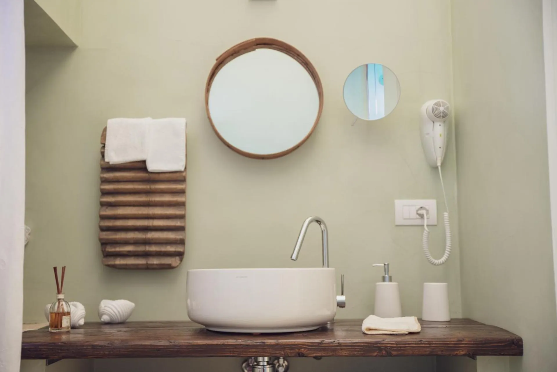 Bathroom in CASA MELIO'