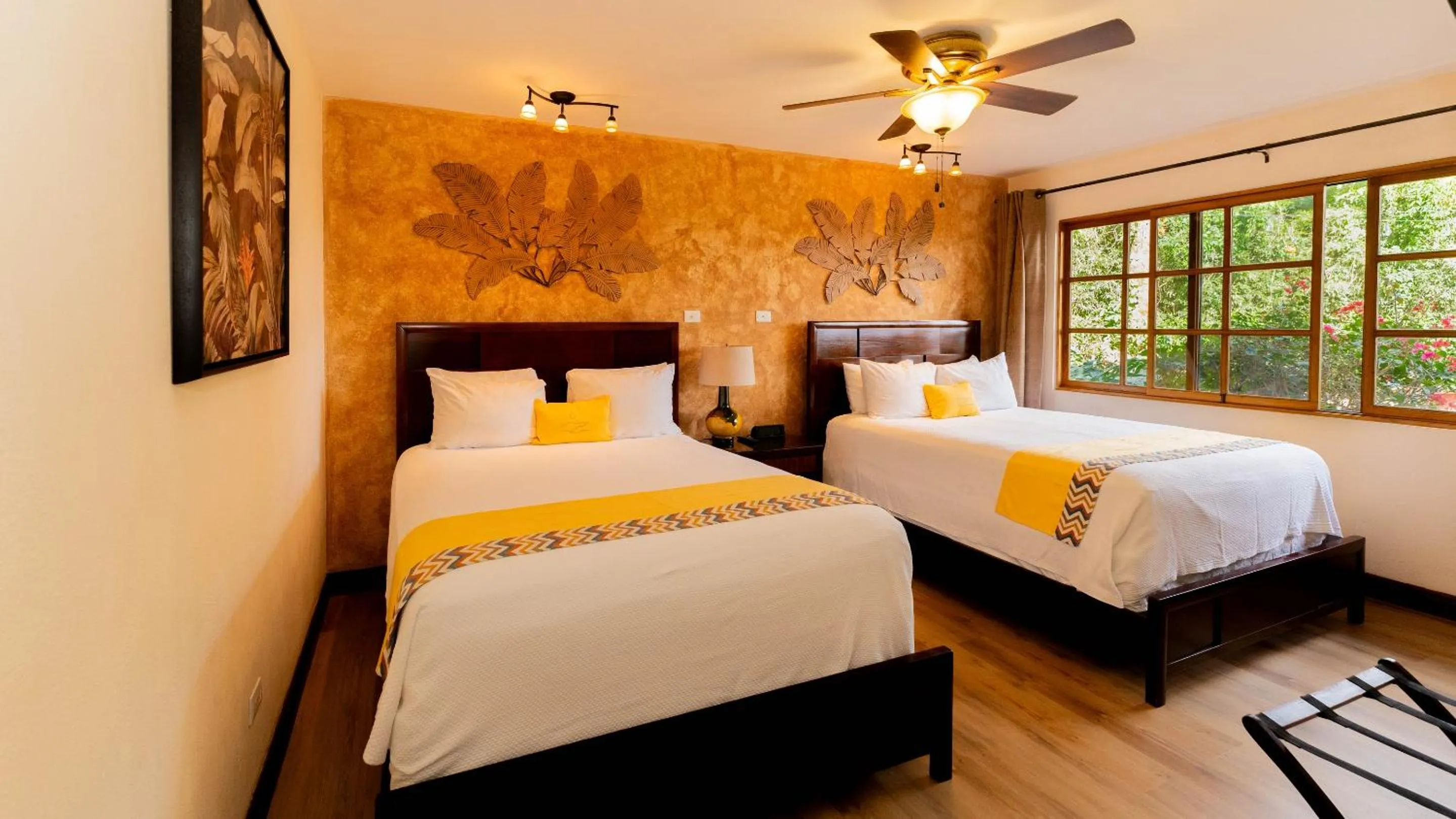 Bed in Buena Vista Chic Hotel