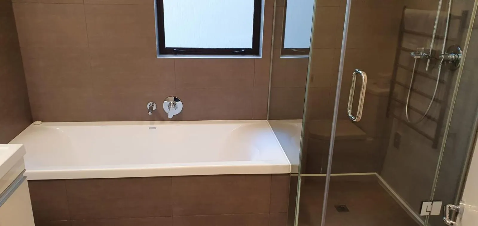 Bathroom in Lakefront Apartments,18 LAKE ESPLANADE ROAD