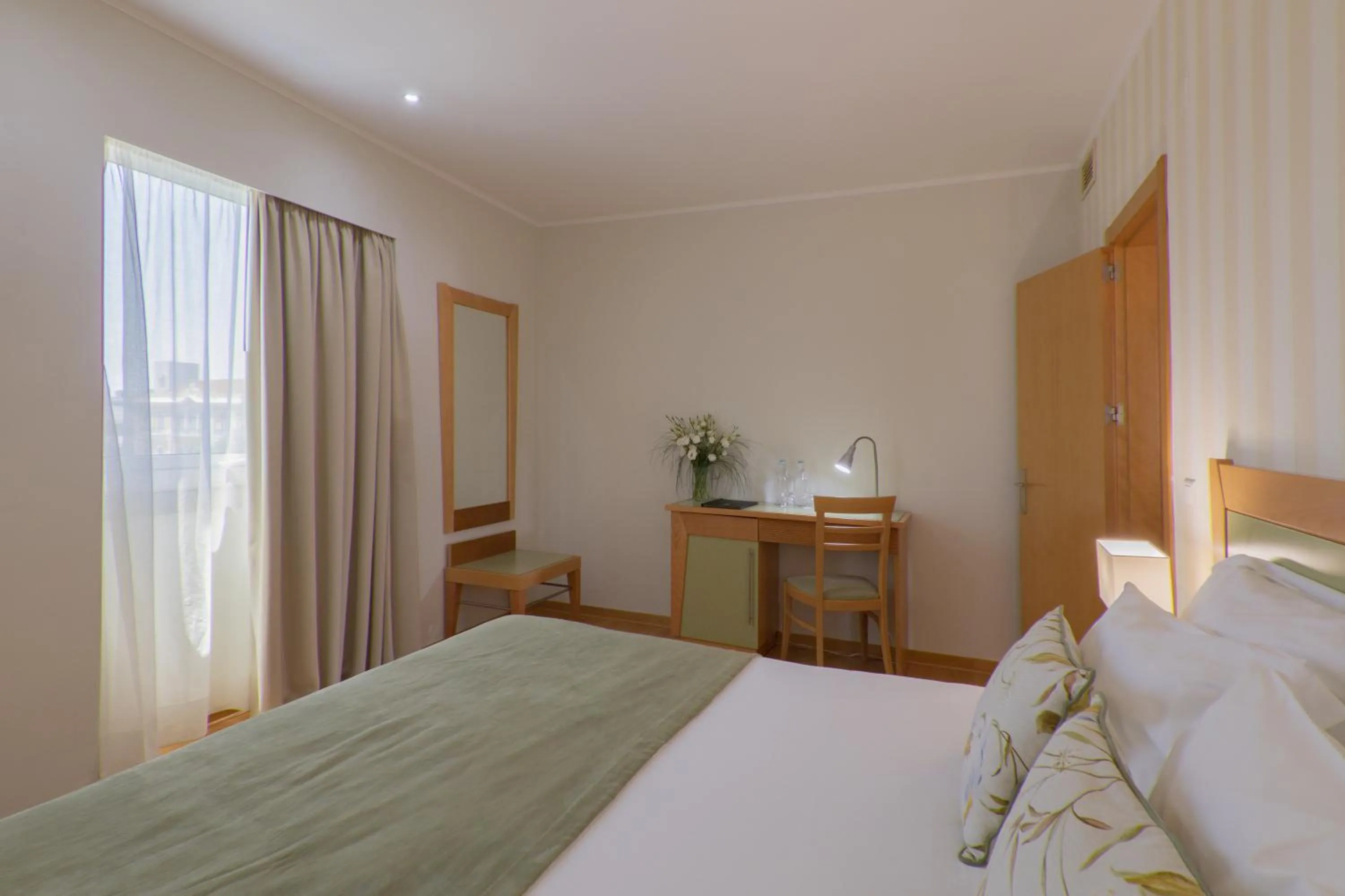 Bed in Luna Esperanca Centro Hotel