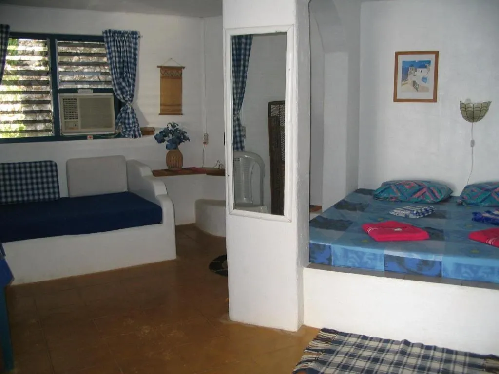 Photo of the whole room, Bed in Casa de la Playa Beach Resort