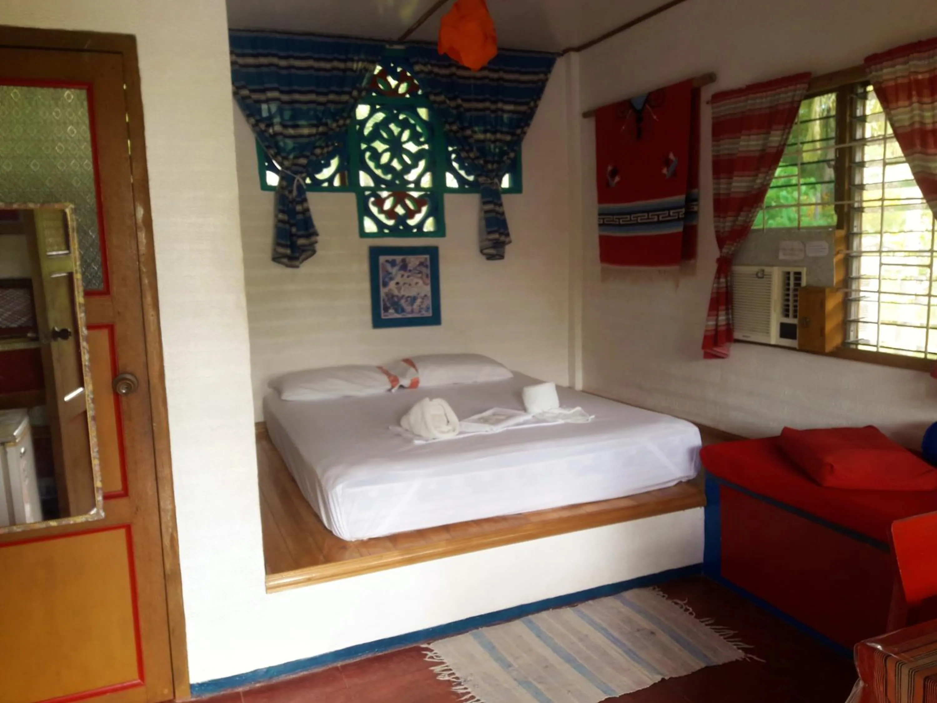 Bedroom, Bed in Casa de la Playa Beach Resort