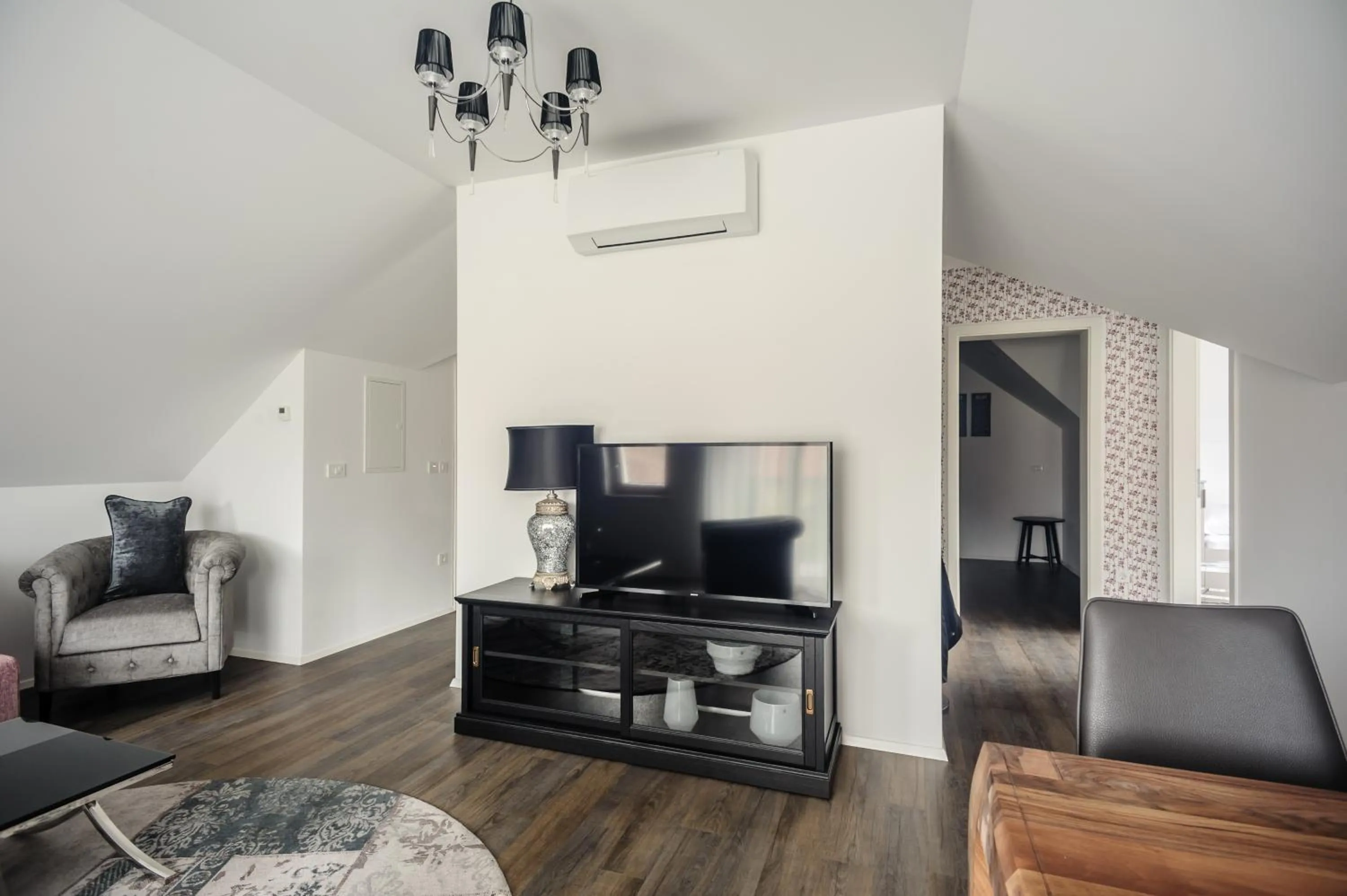 TV and multimedia in Apartments Villa Tatiana