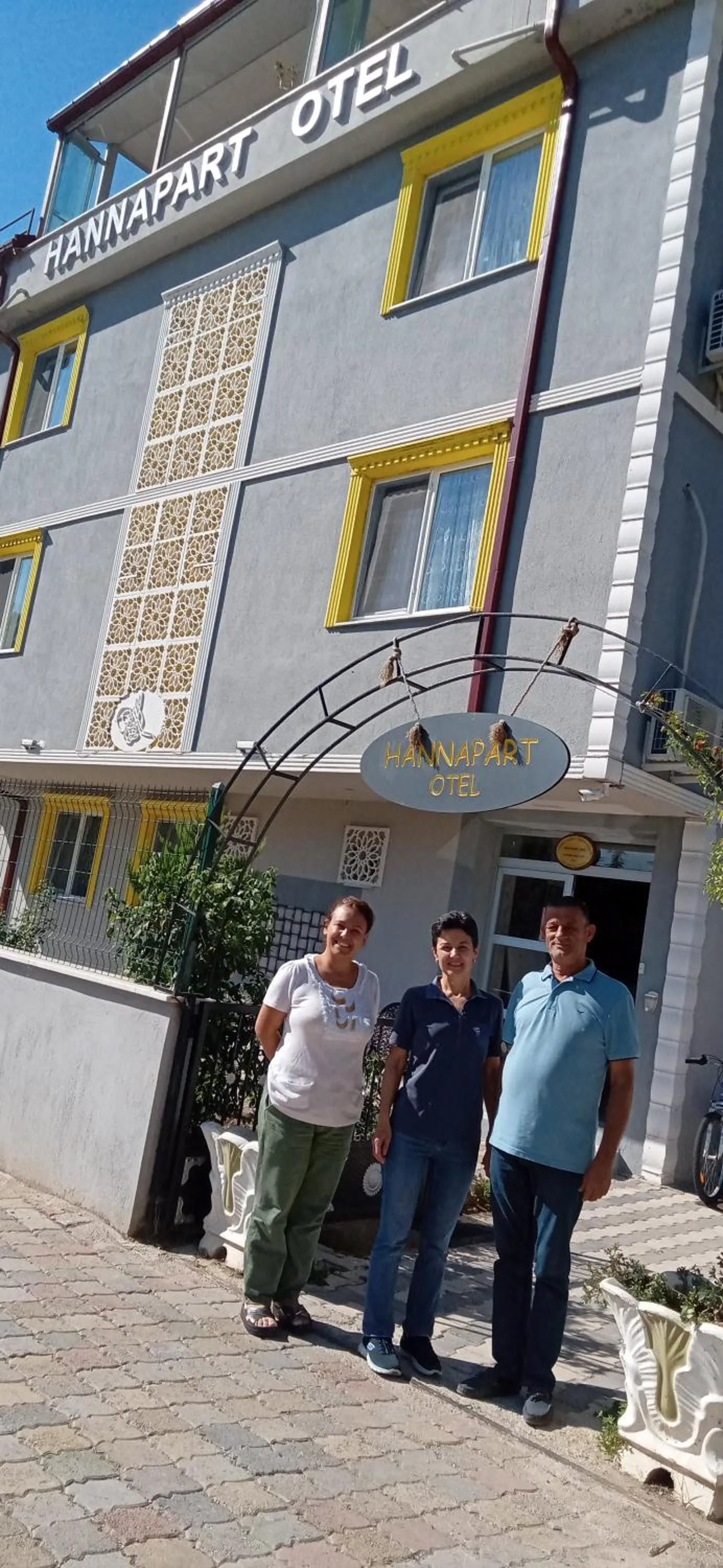 Property building in Hannapart Otel