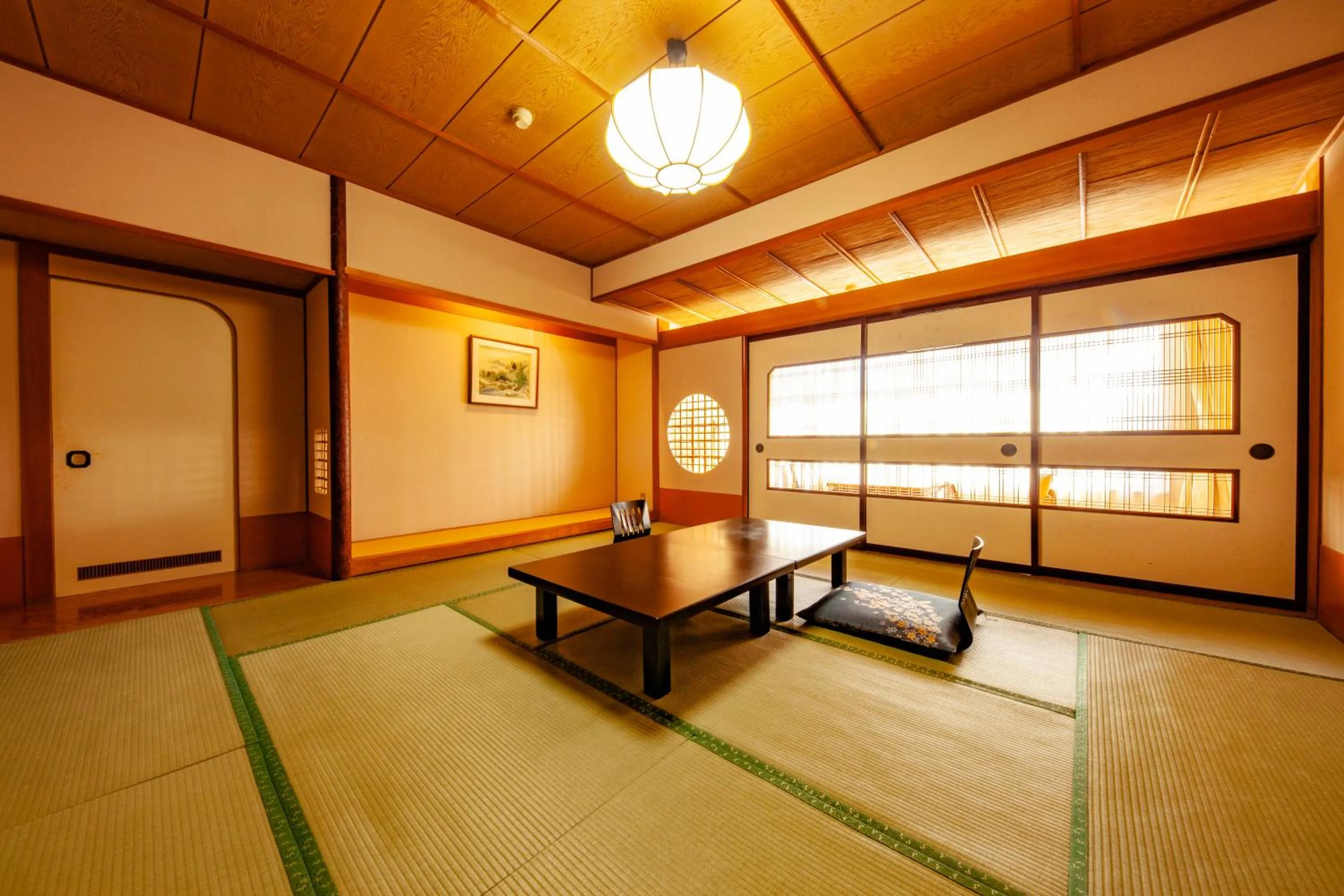 Photo of the whole room in Houshoutei