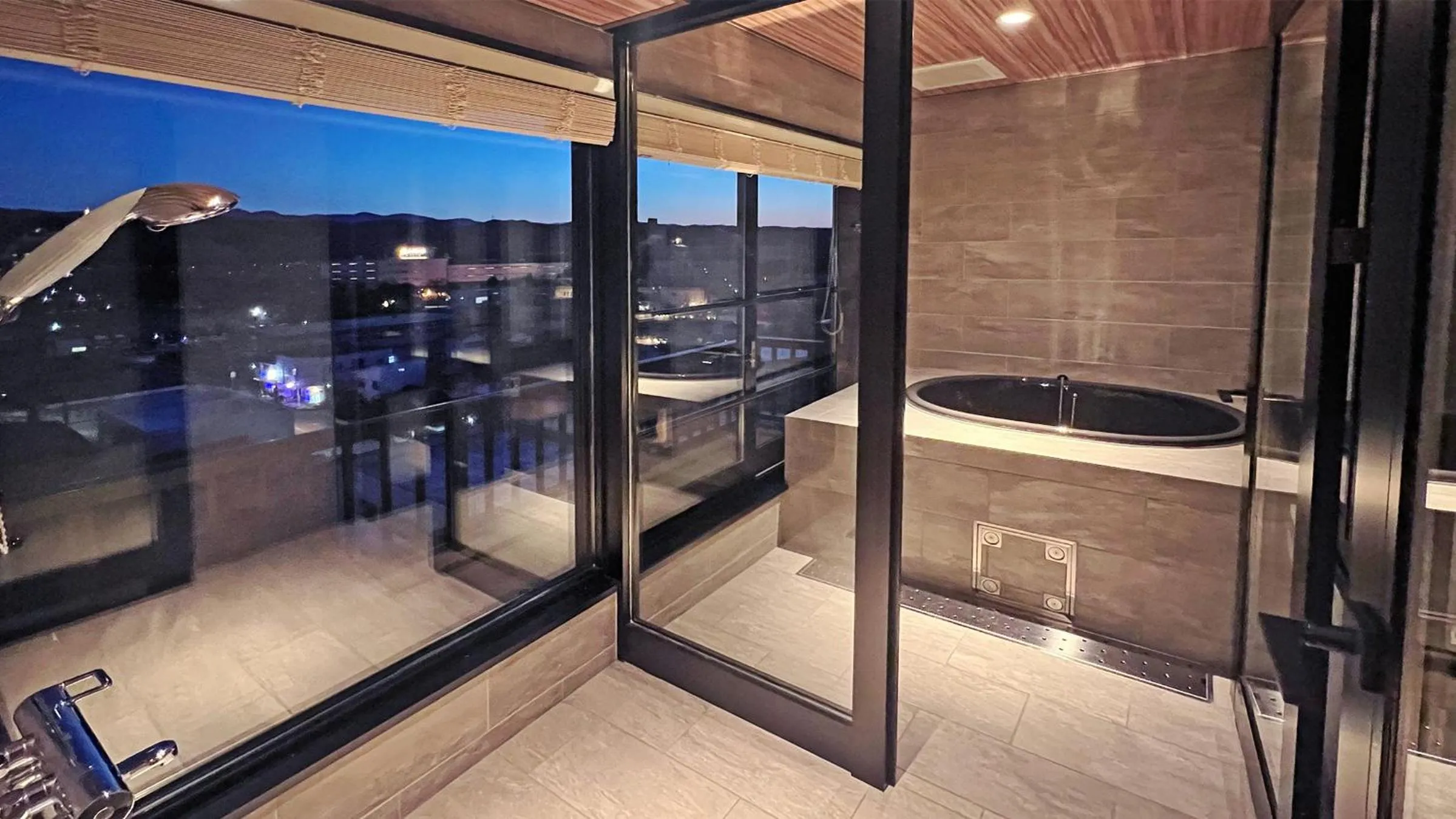 Open Air Bath in Houshoutei