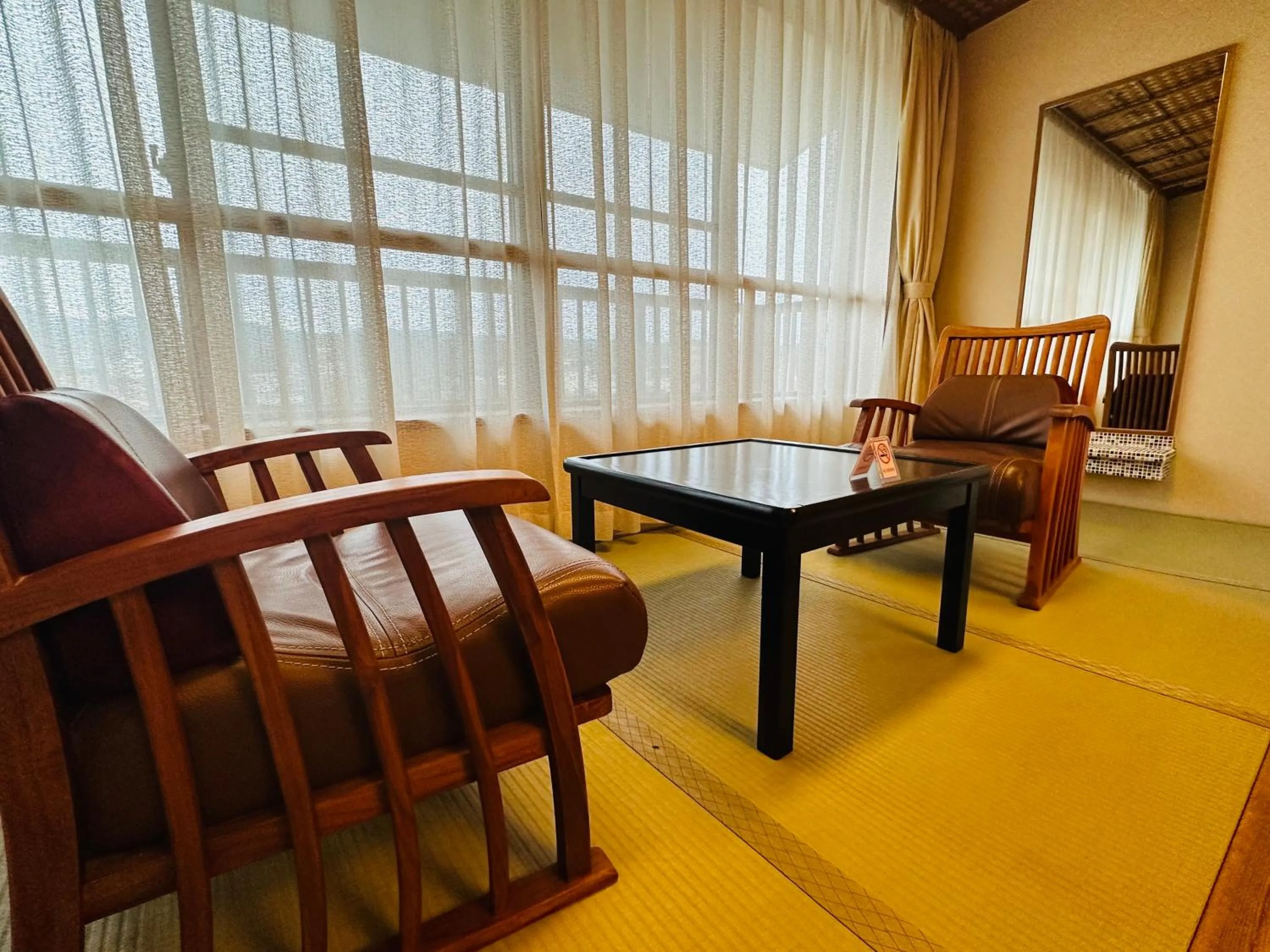 Photo of the whole room in Houshoutei