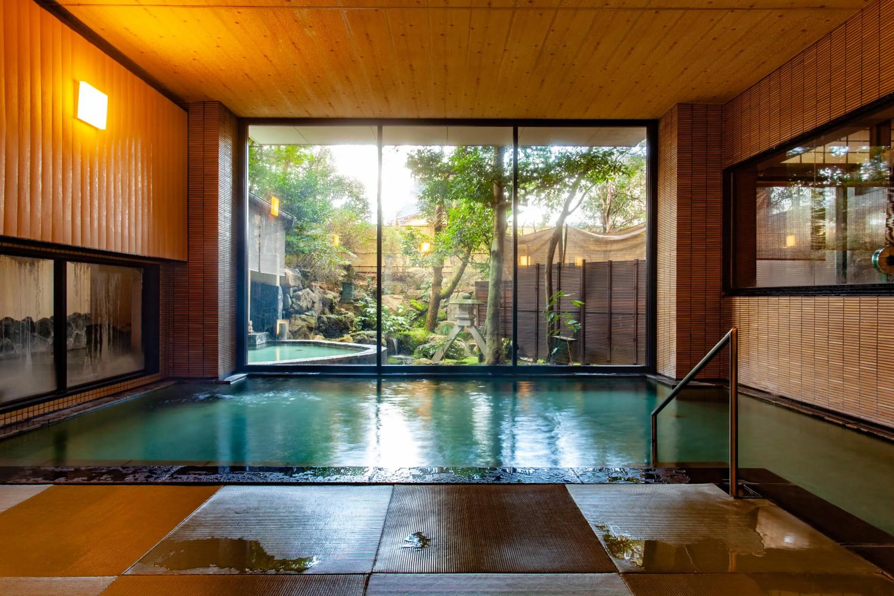 Public Bath in Houshoutei