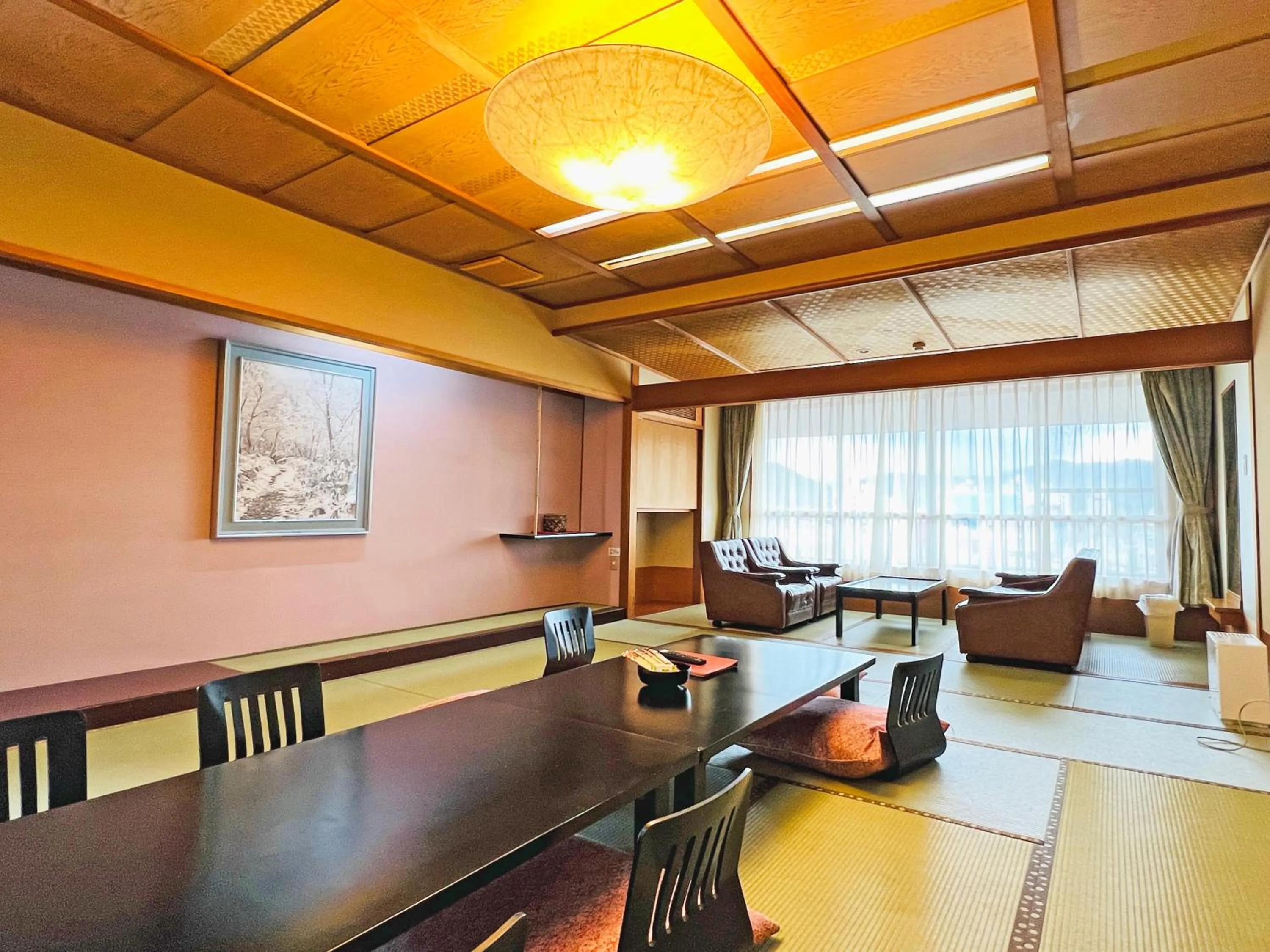 Photo of the whole room in Houshoutei