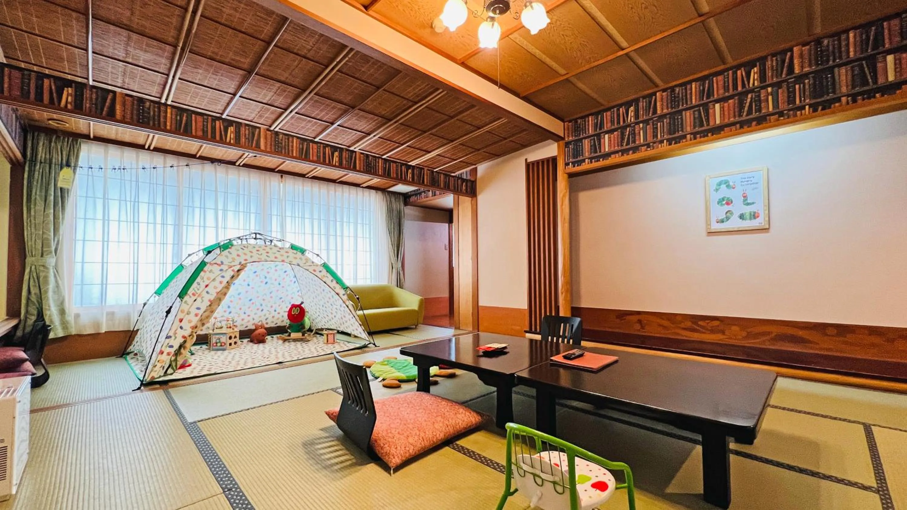 Photo of the whole room in Houshoutei