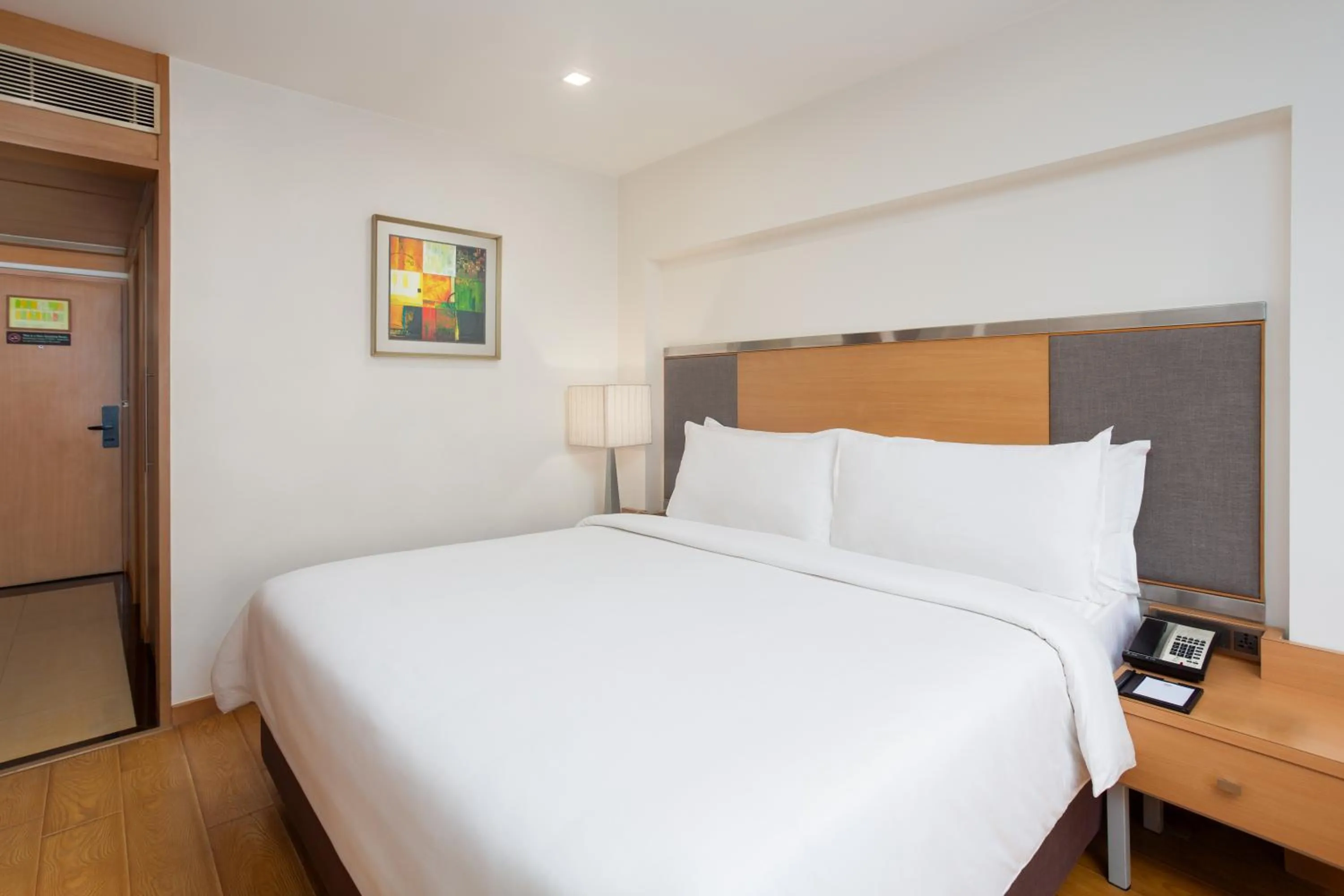 Bed in The Residency, Chennai