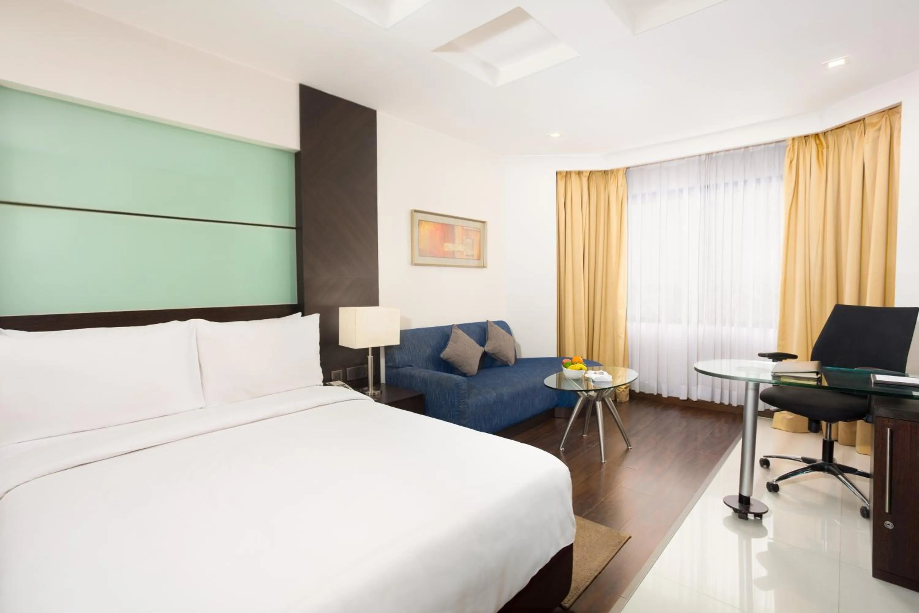 Bed in The Residency, Chennai