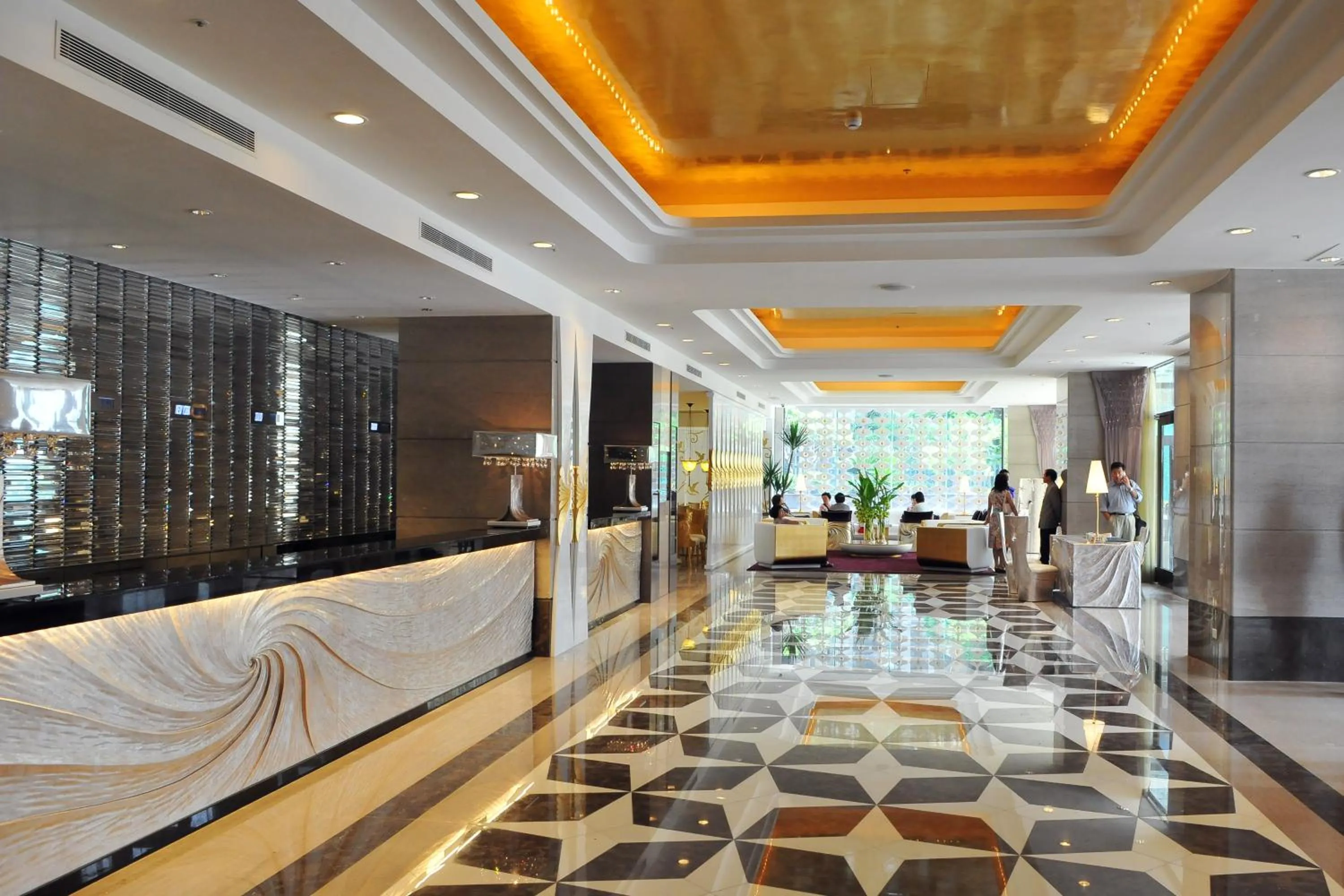 Lobby or reception in Monarch Skyline Hotel-Near Taimall