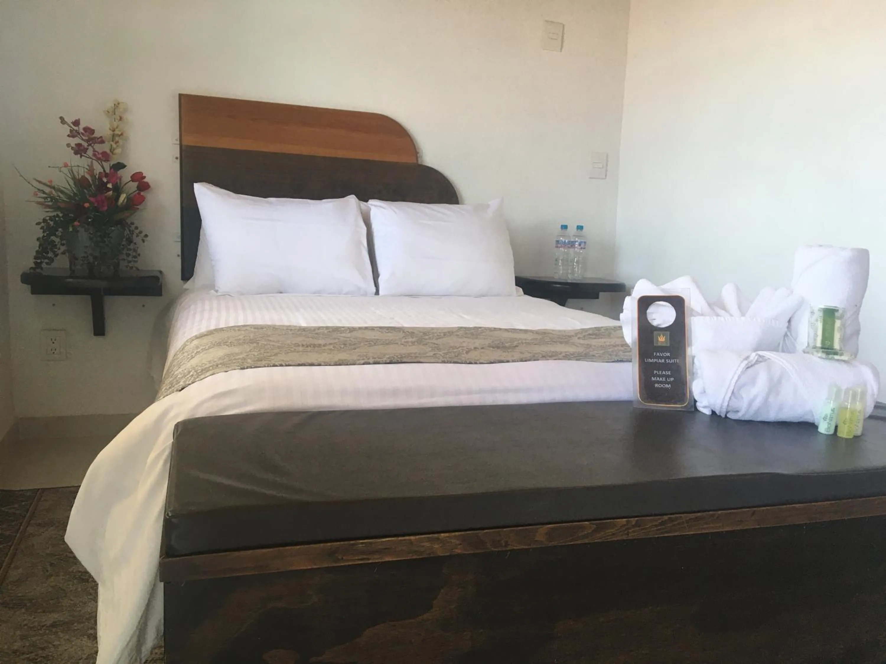 Bed in Regis Hotel Boutique