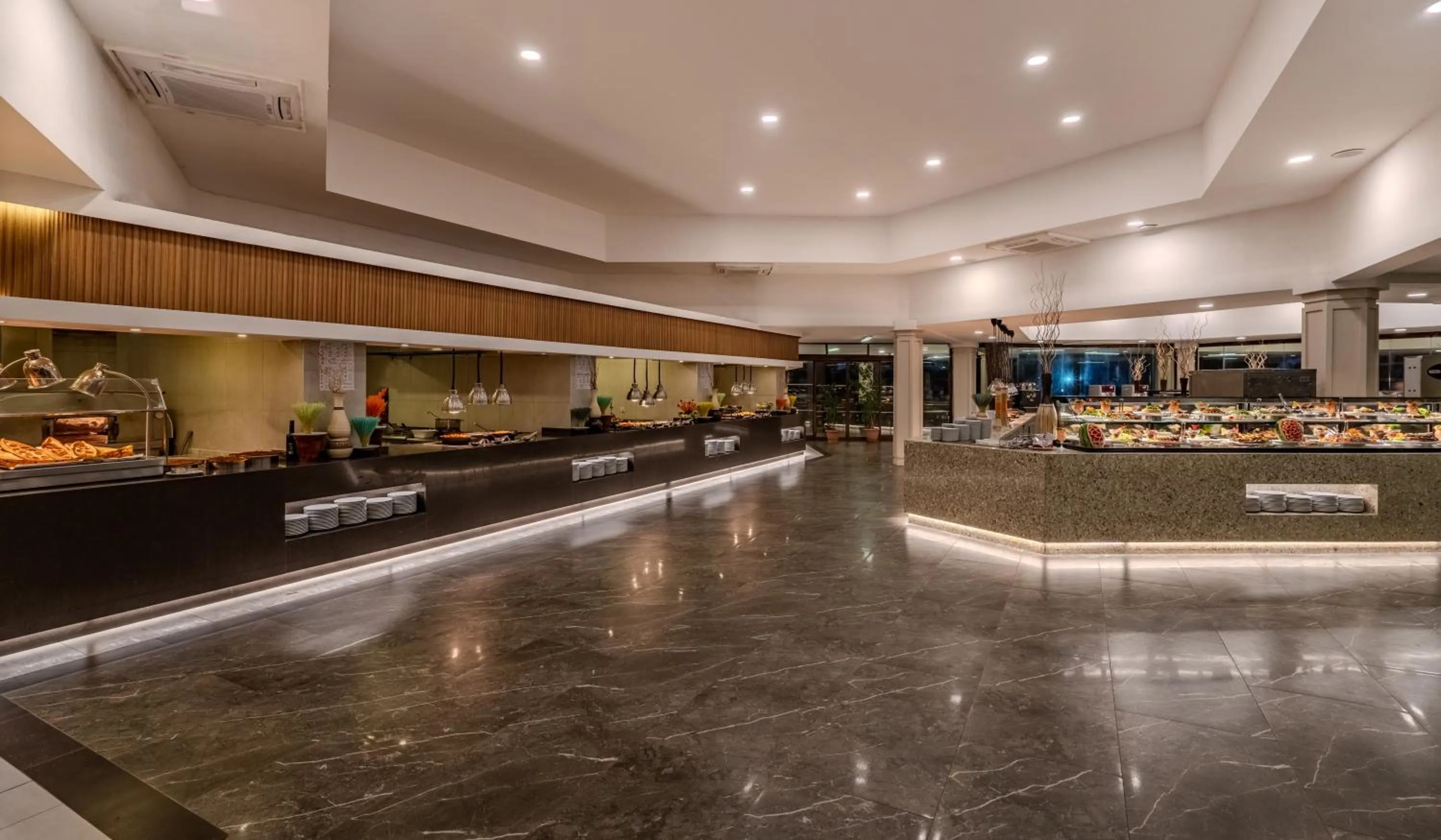 Restaurant/places to eat in Champion Holiday Village