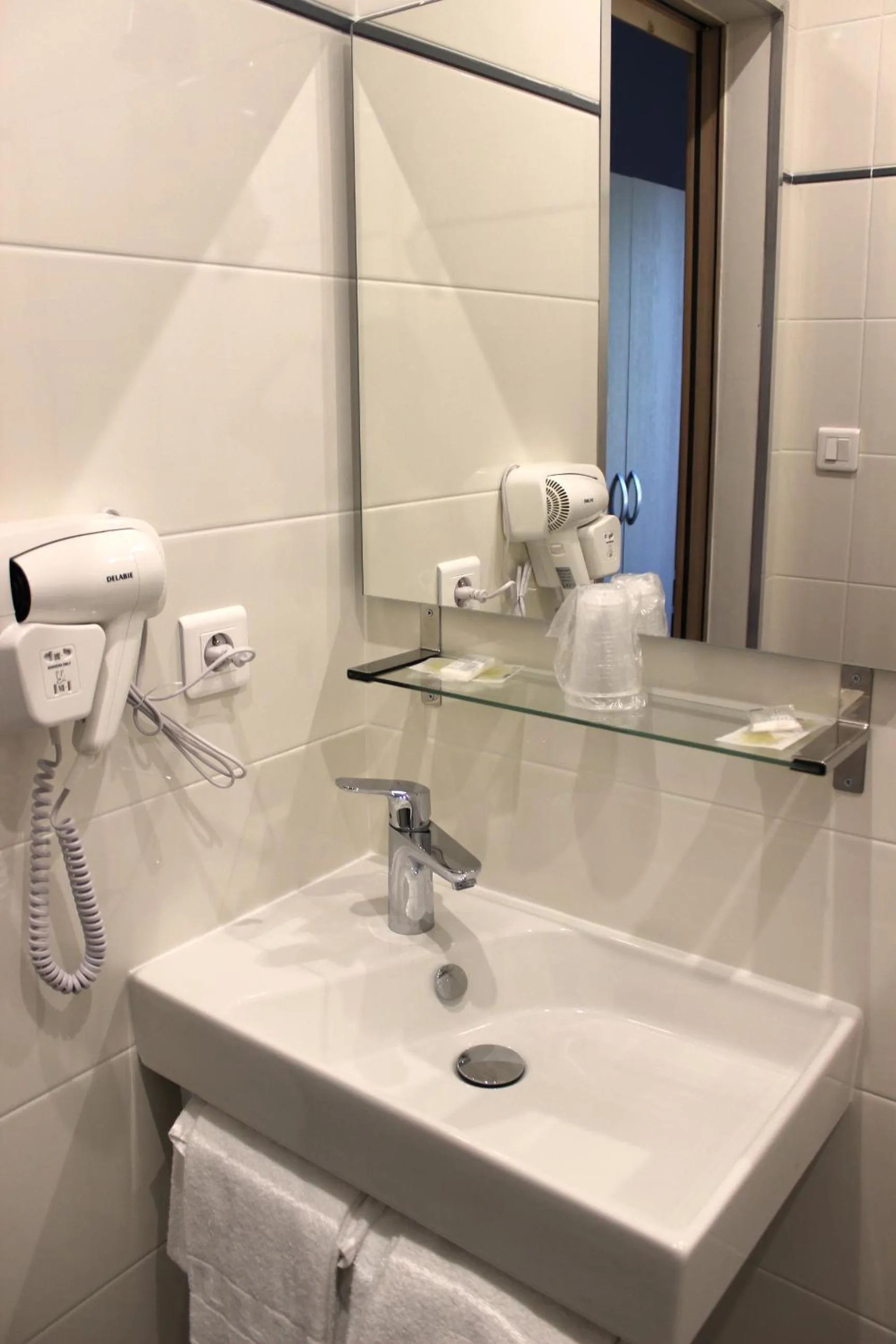 Bathroom in Hotel Arcu Di Sole