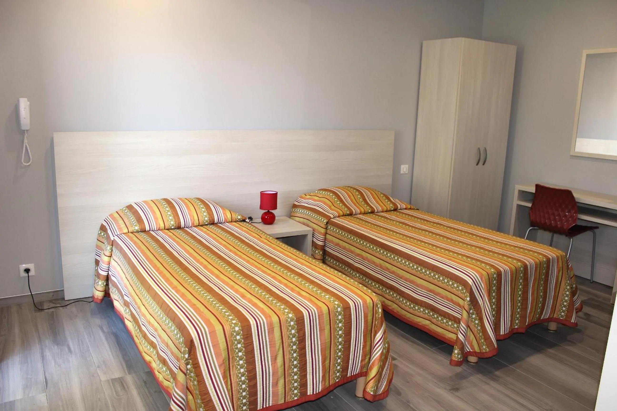 Twin Room - single occupancy in Hotel Arcu Di Sole