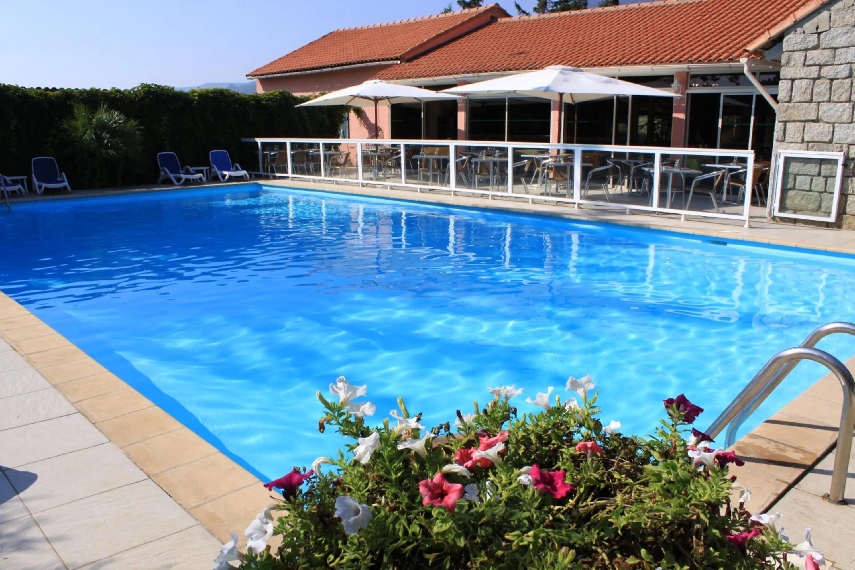 Swimming pool in Hotel Arcu Di Sole